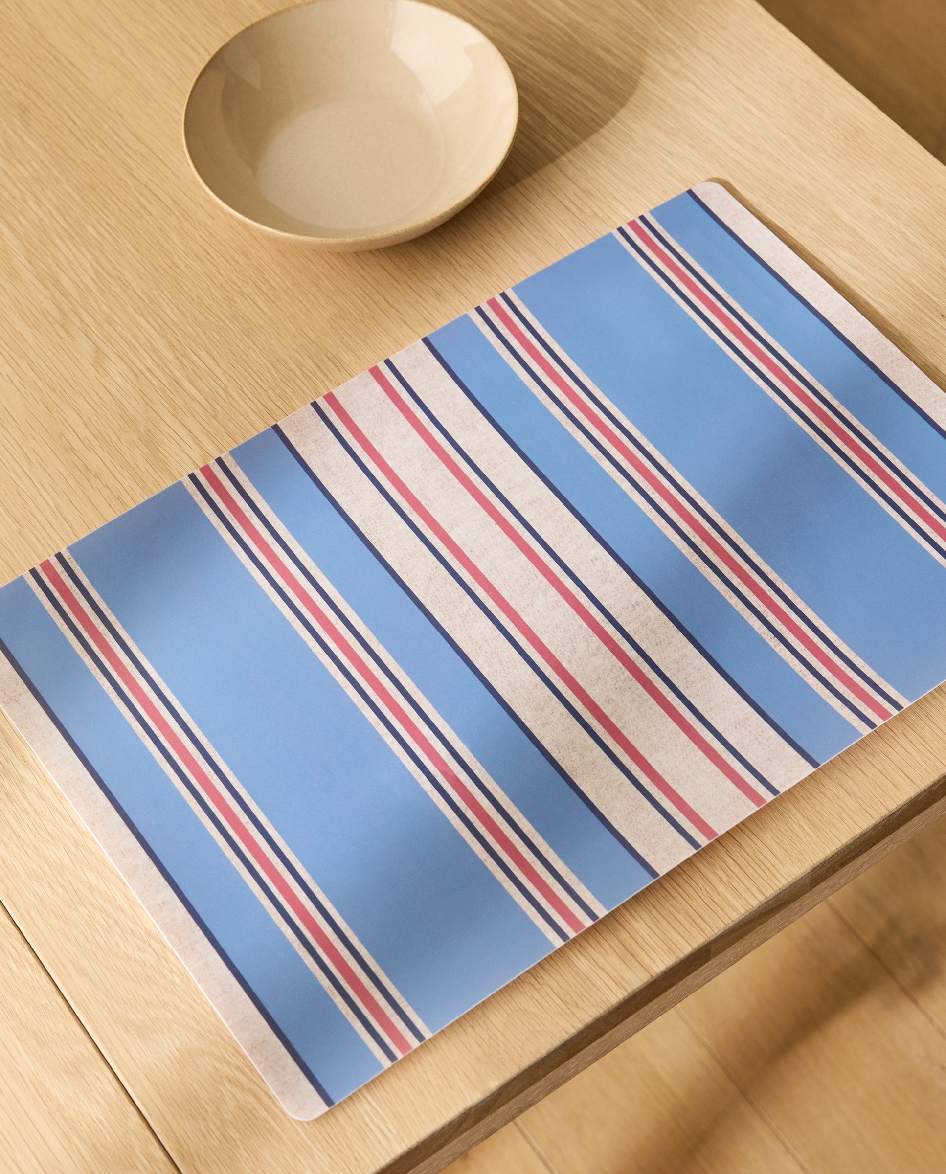 Imagem 0 de Individual de Mesa em PVC Ruan