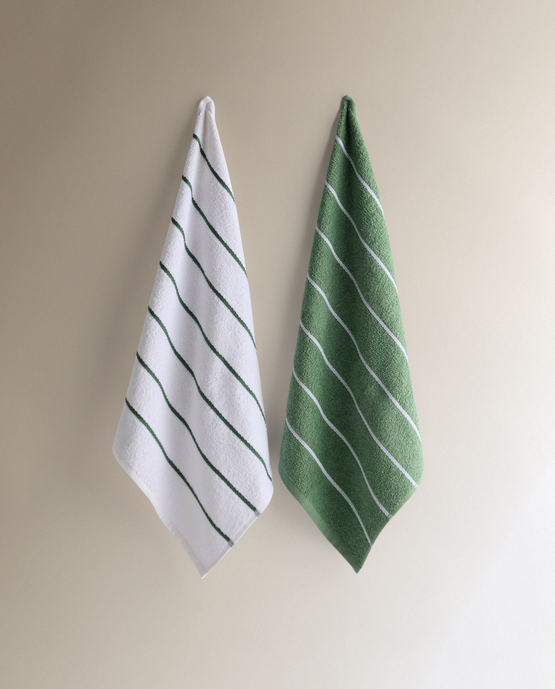 Conjunto de 2 Panos de Tecido Turco de Algodão Nest Verde-2