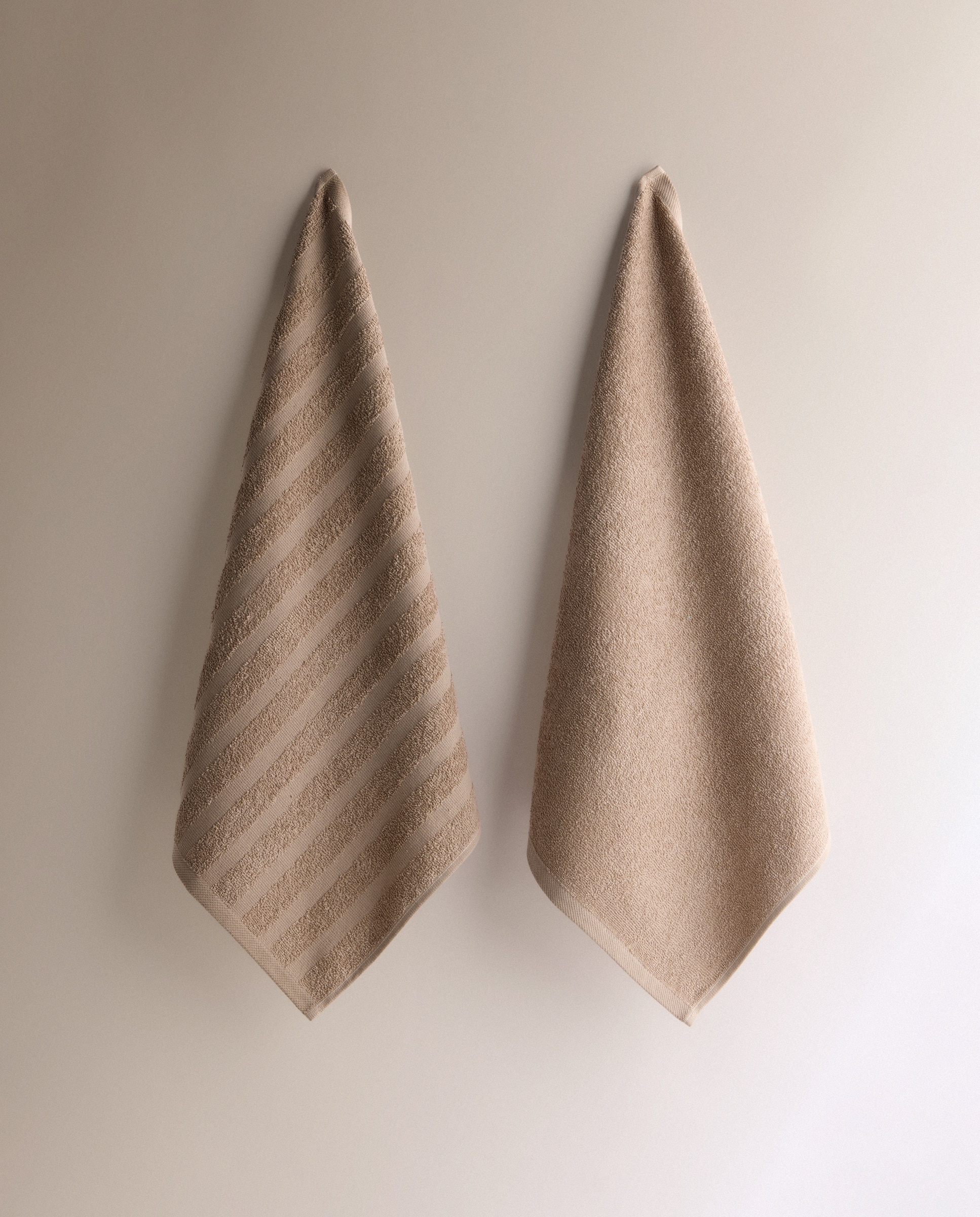 Conjunto de 2 Panos de Tecido Turco de Algodão Moss Bege-2