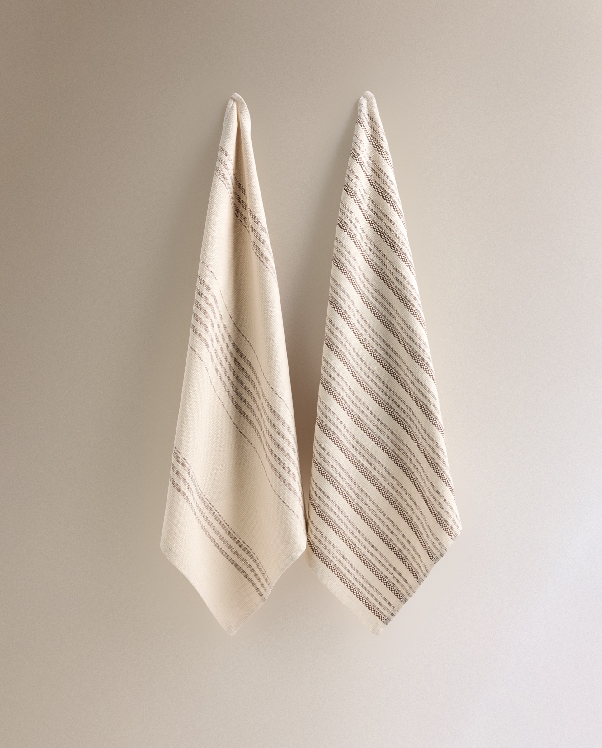 Conjunto de 2 Panos de Cozinha de Algodão Nora Bege-2