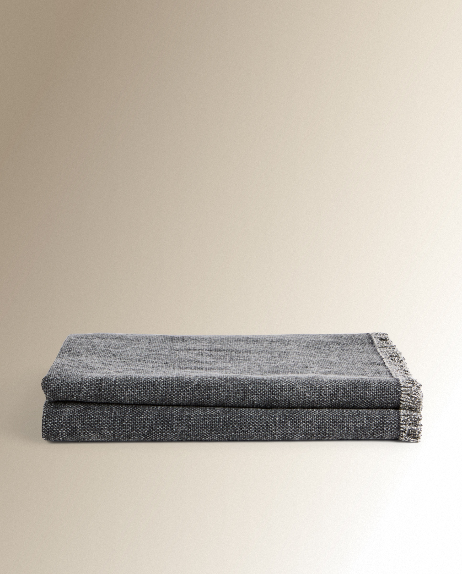 Camino de mesa algodón sostenible Duma C Room - El Corte Inglés - Gris Gris-2