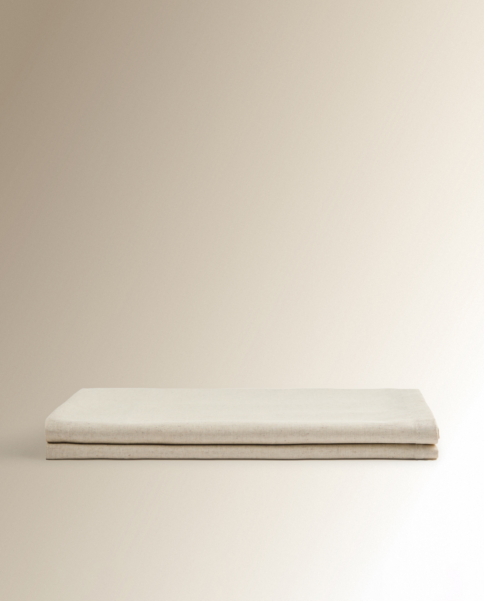Mantel antimanchas resinado Ruitani - Beige 150 x 300 cm Beige-1