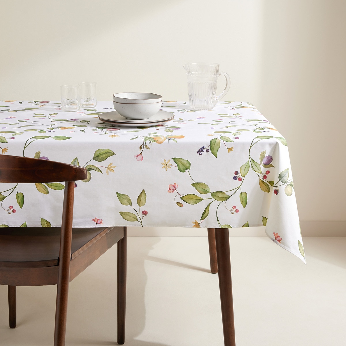 El Corte Inglés - Mantel antimanchas resinado Frutal El Corte Inglés.
