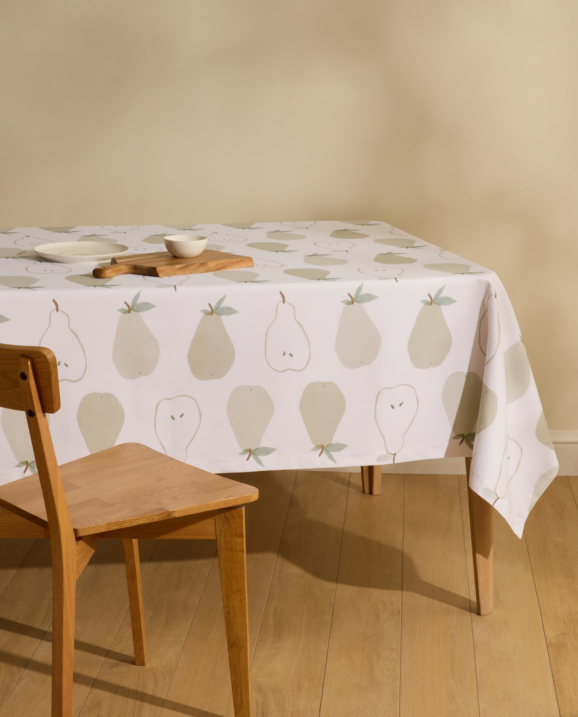 Toalha de Mesa Antinódoas Resinada Peras Verde-1