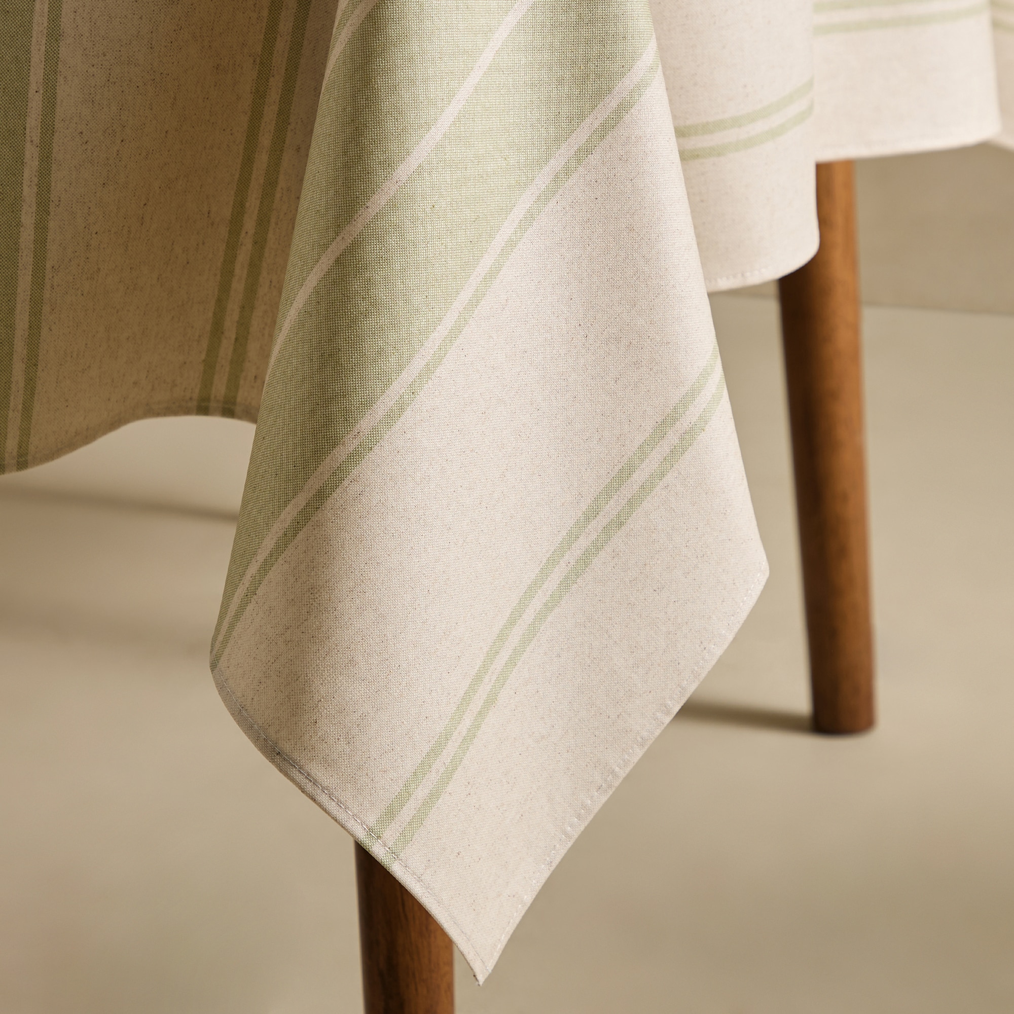 Mantel antimanchas resinado Raya - Verde 150 x 250 cm Verde-4