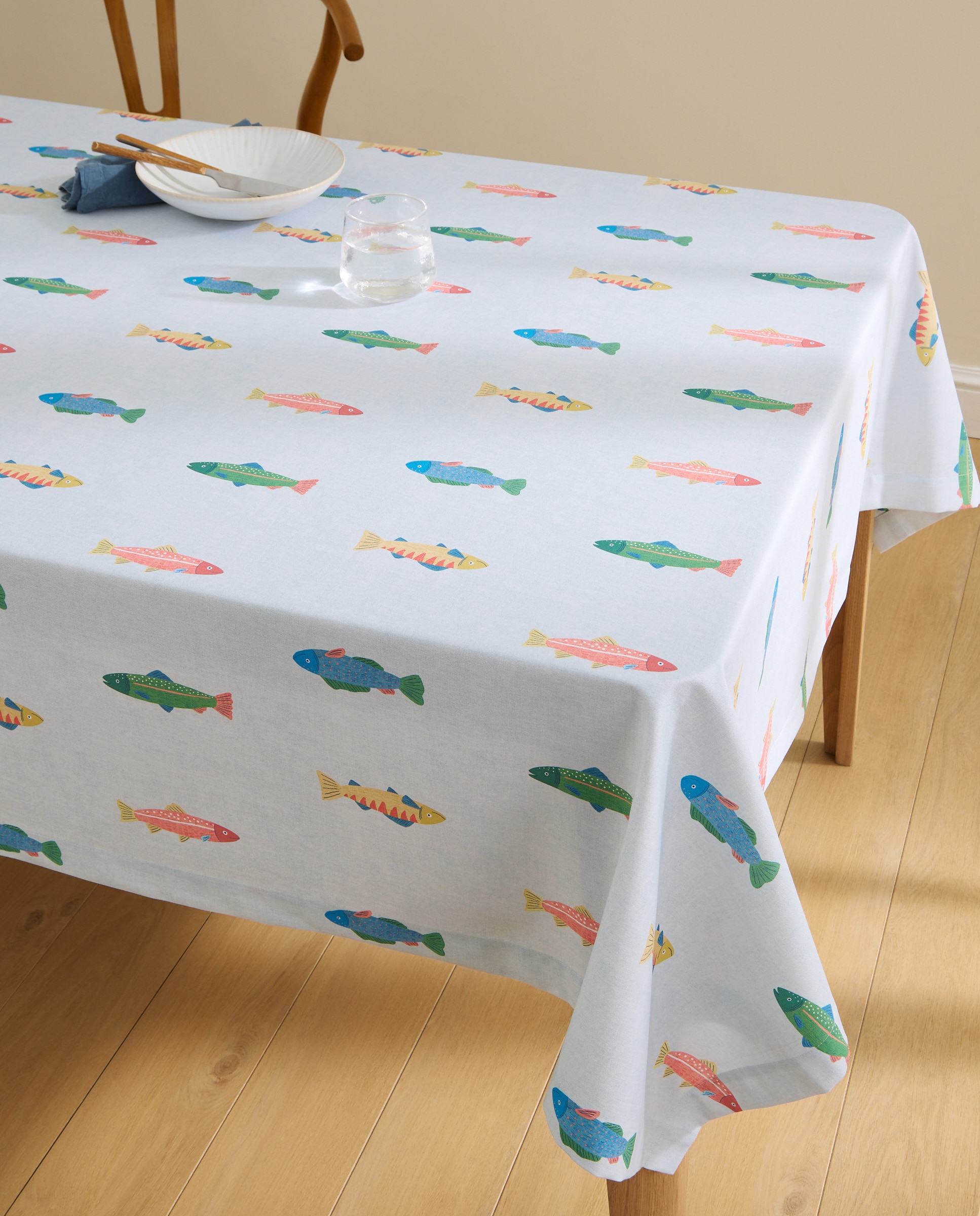 Imagem 0 de Toalha de Mesa Antinódoas Resinada Peixes