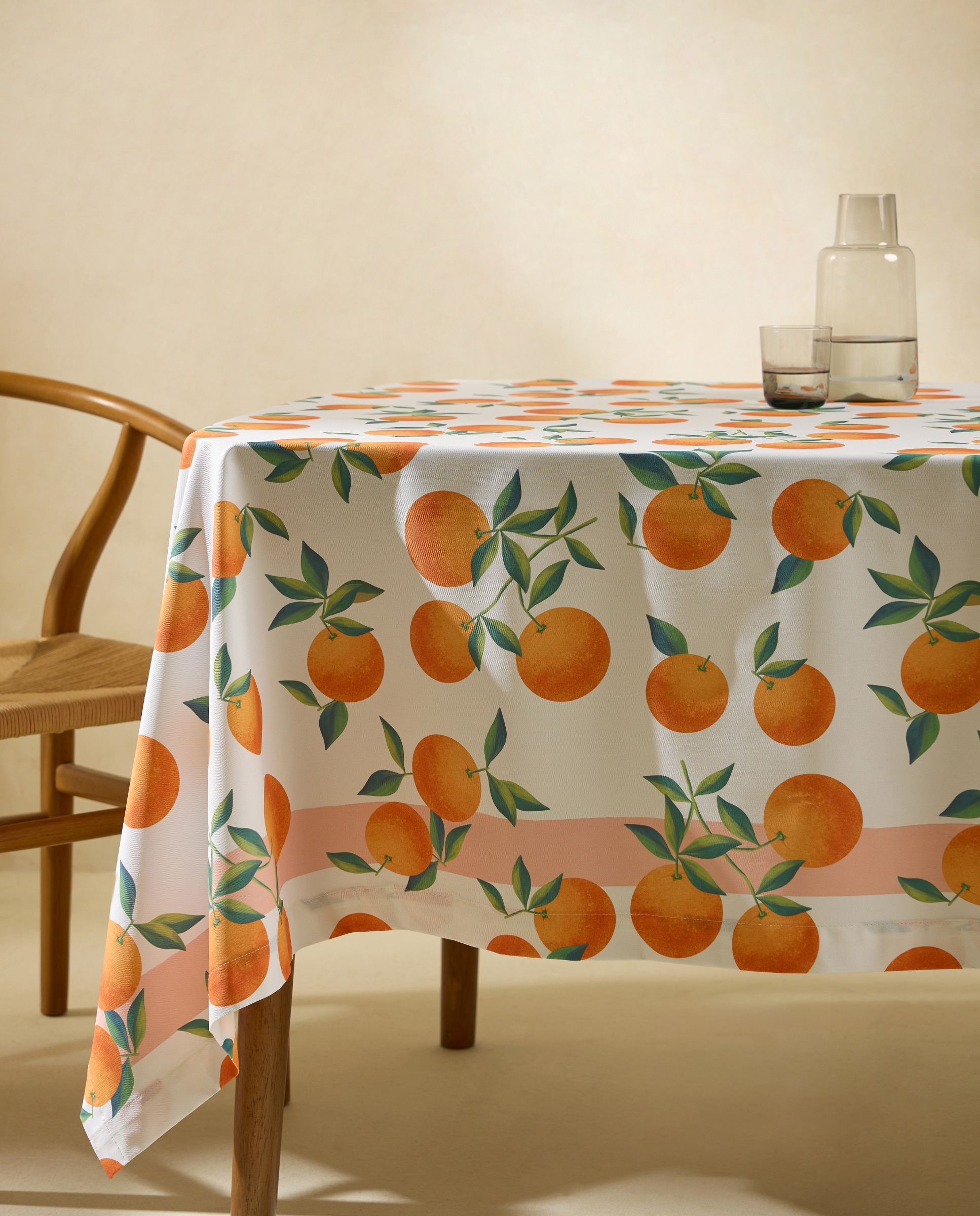 Imagem 0 de Toalha de Mesa Antinódoas Resinada Laranjas