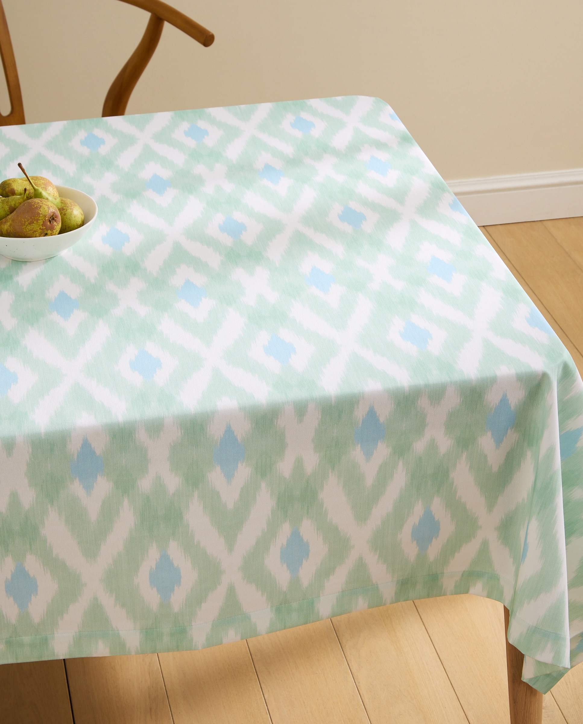 El Corte Inglés - Mantel antimanchas resinado Ikat.