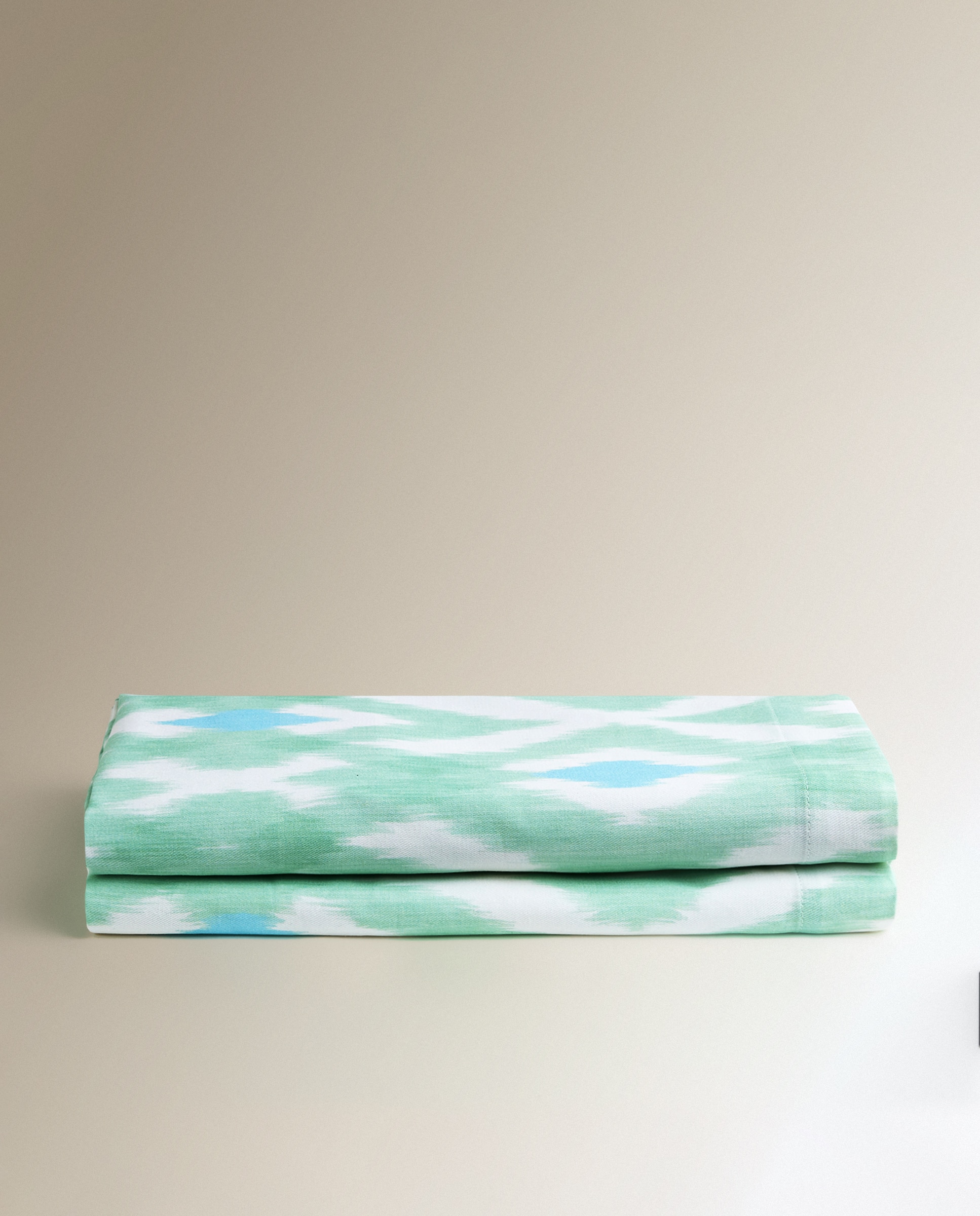 Mantel antimanchas resinado Ikat - Verde 150 x 150 cm Verde-2