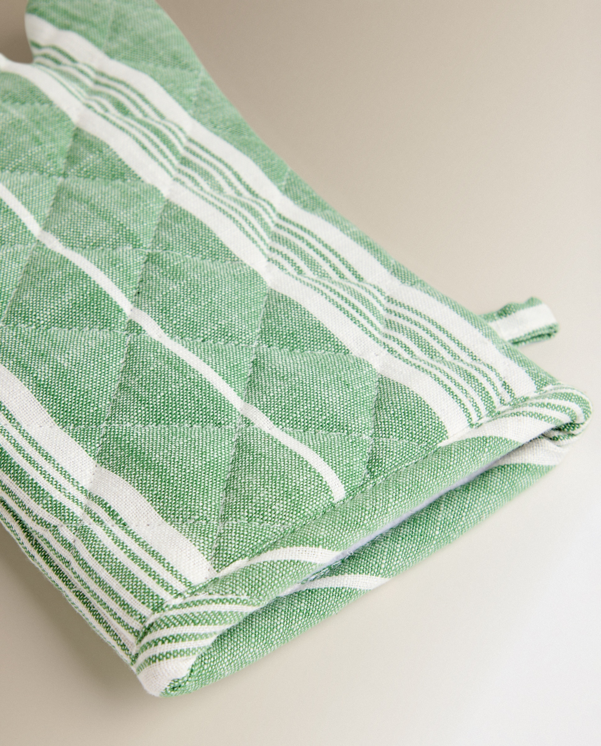 Conjunto de Luva e Pega Risca Verde-2