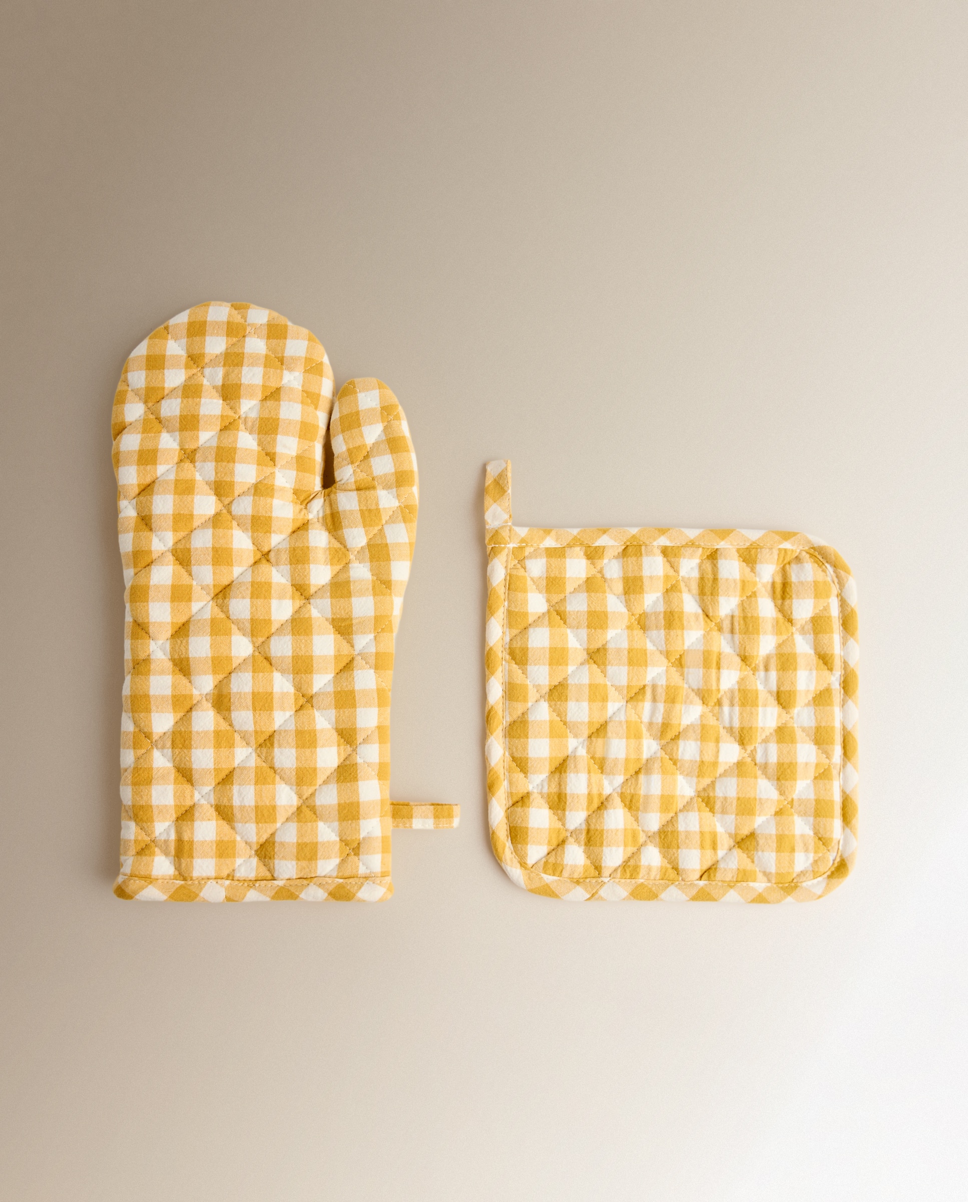 Imagem 0 de Conjunto de Luva e Pega Mini Vichy