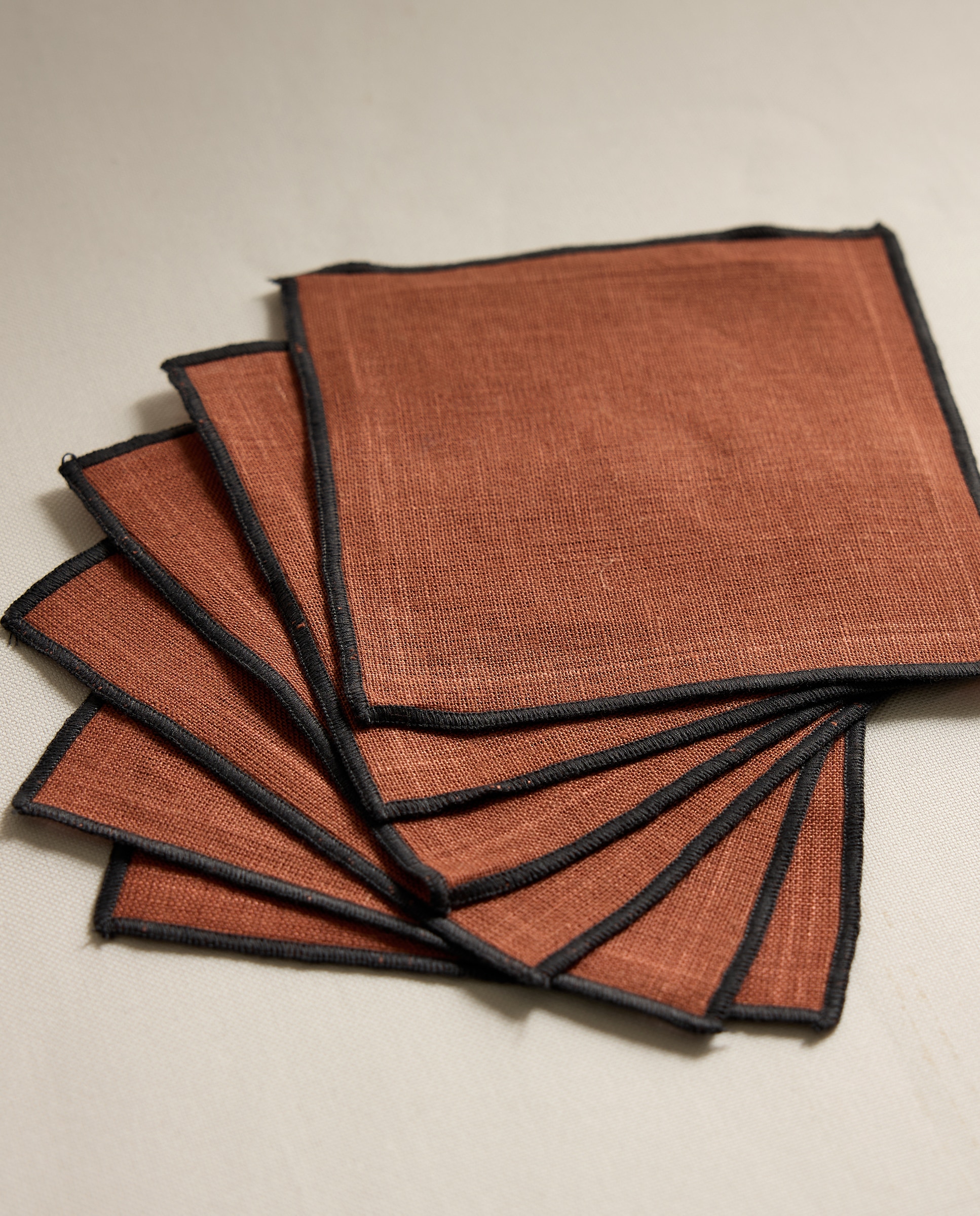 Imagem 0 de Conjunto de 6 Guardanapos de Cocktail Net