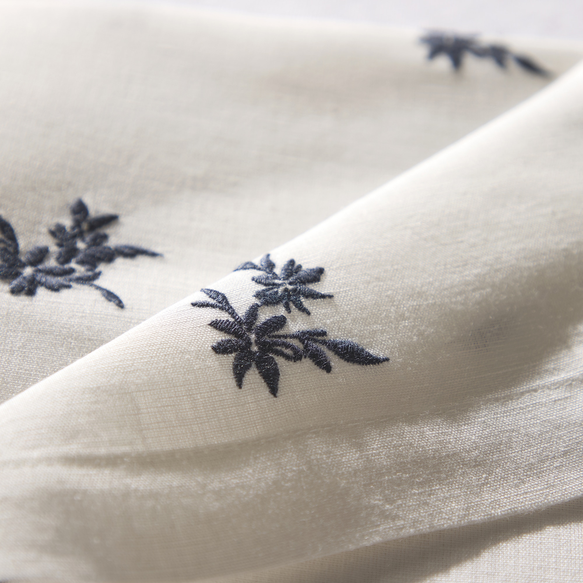 Conjunto de 2 Guardanapos de Linho e Algodão Flowers Azul-4