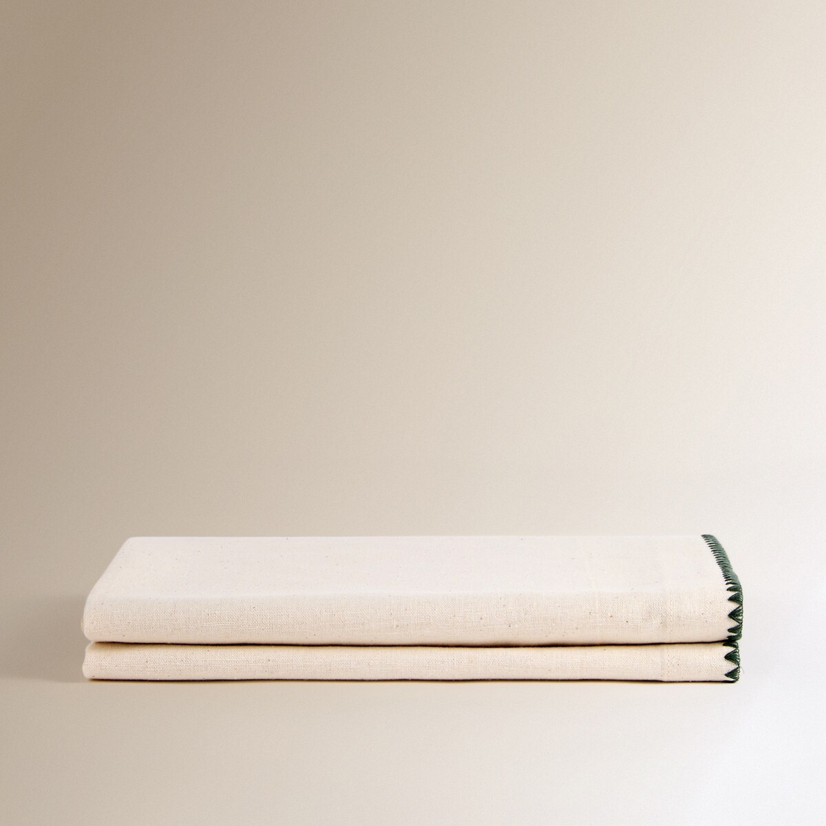 Camino de mesa algodón y lino Holly Emb Lino-2