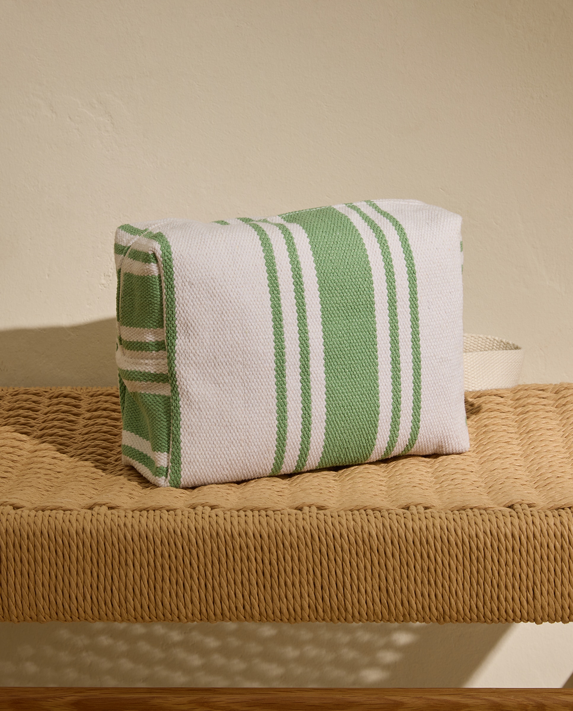 Imagem 0 de Nécessaire de Praia Wana