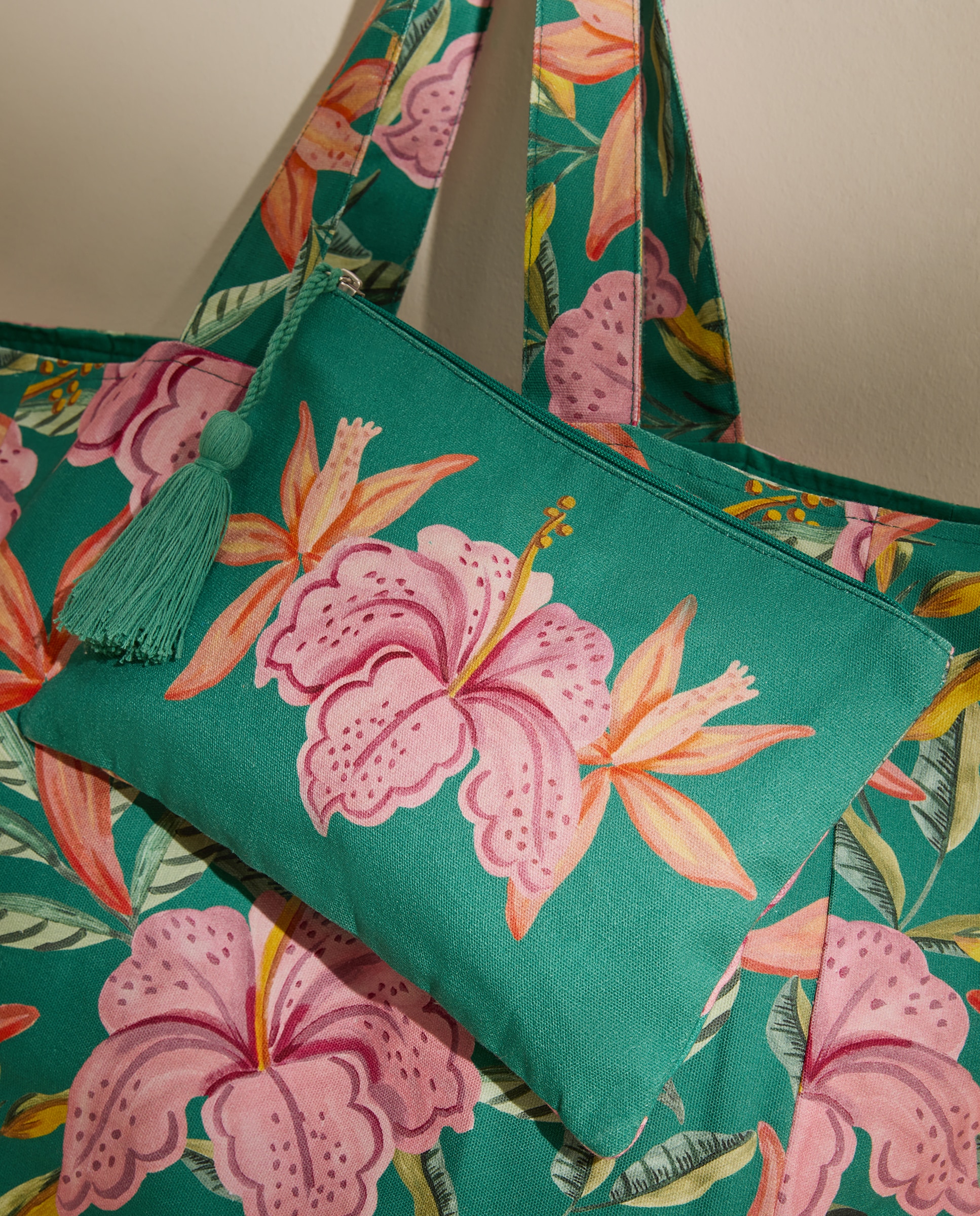 Imagem 0 de Nécessaire de Praia Tropic