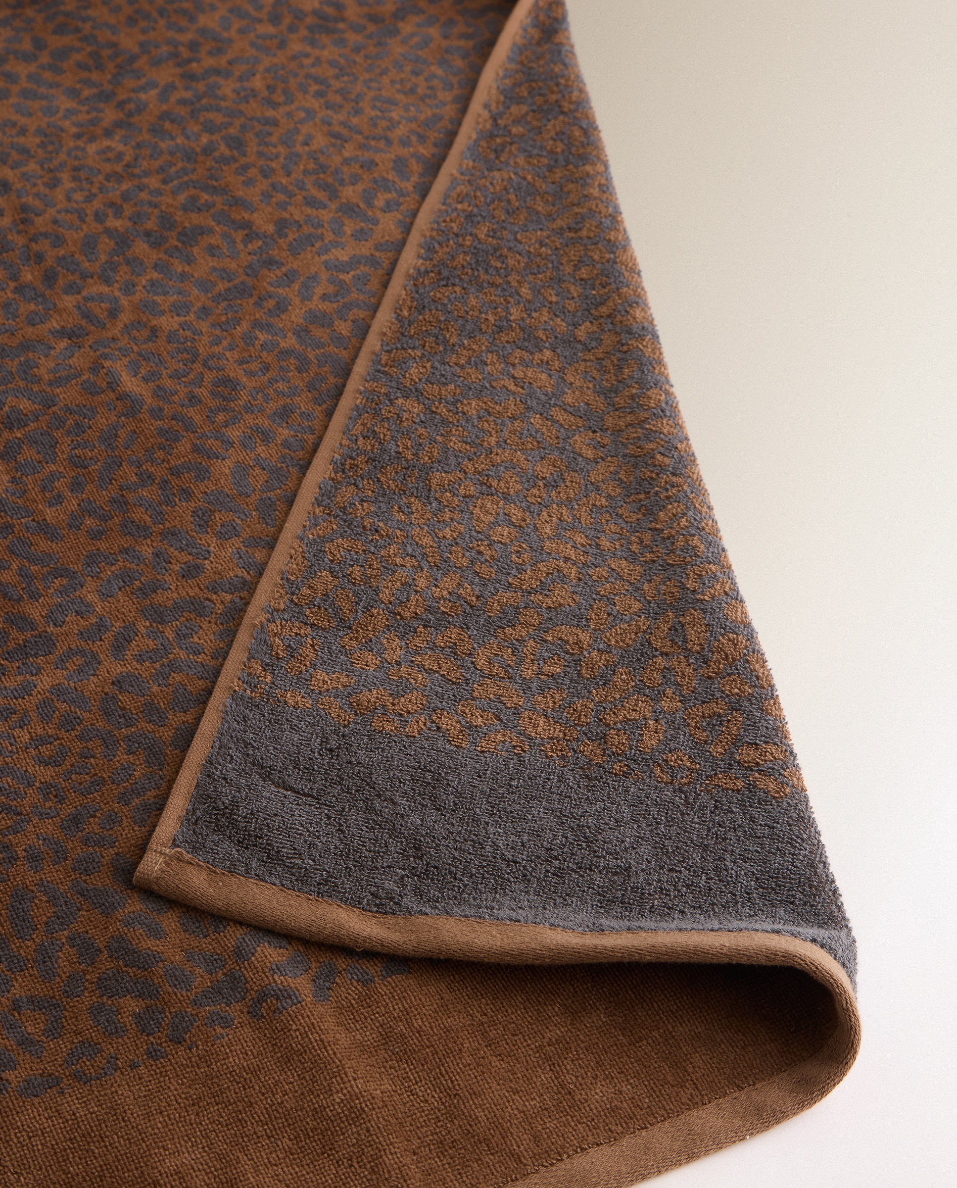 Toalha de Praia Animalice Castanho-4