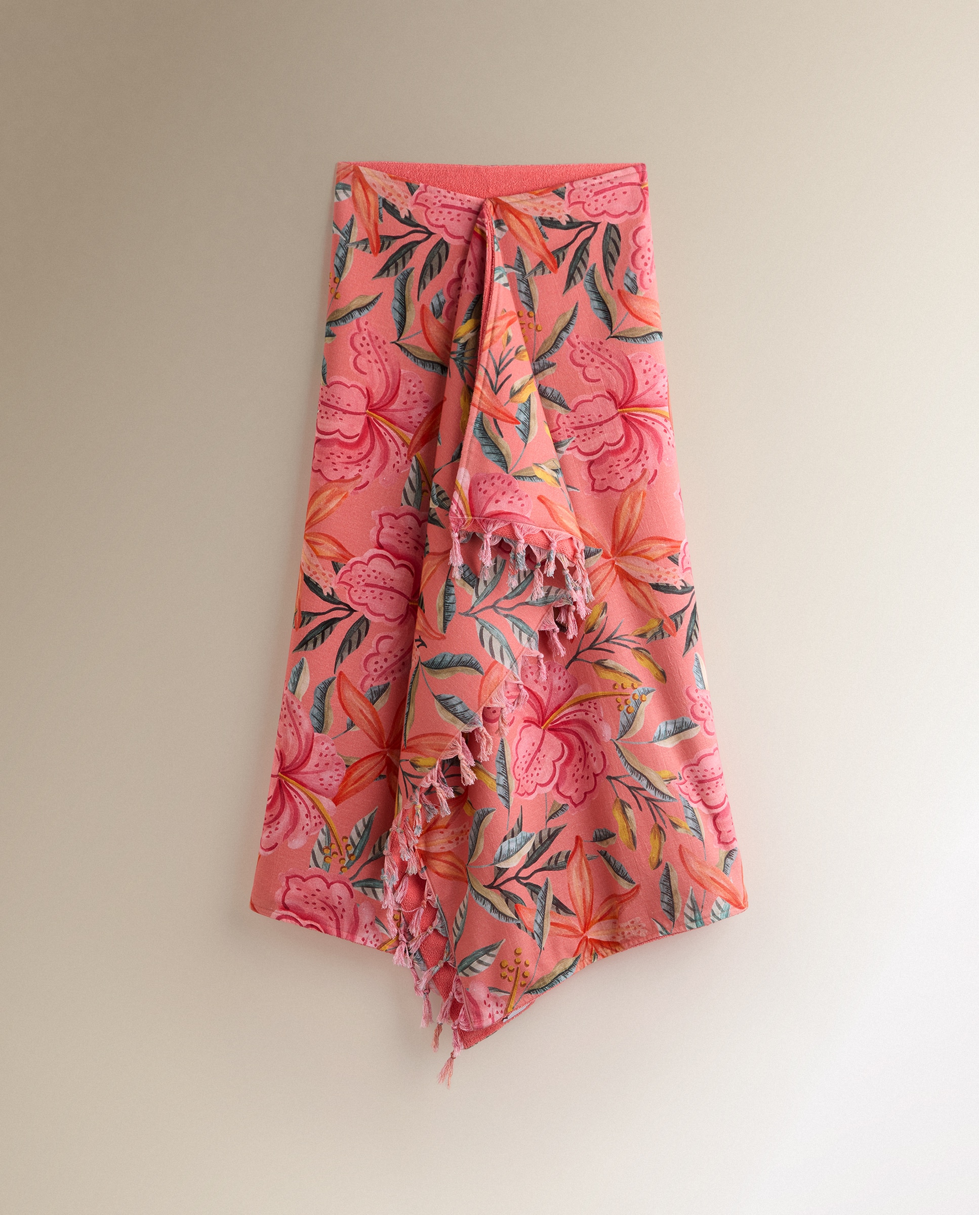 Imagem 0 de Páreo de Praia Tropic