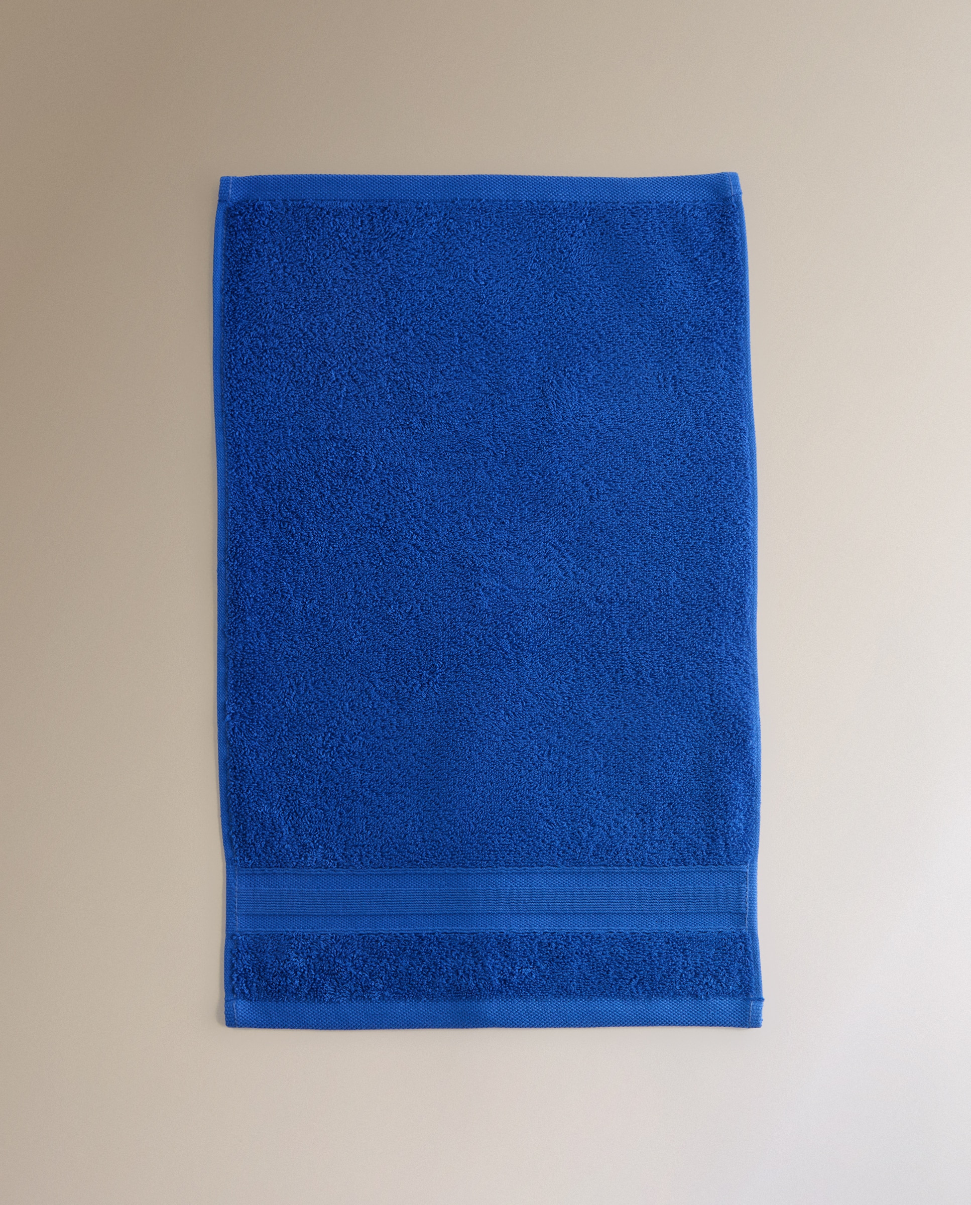 Toalla de baño algodón 500 gr/m2 New Colors - Azul Tocador Azul-2