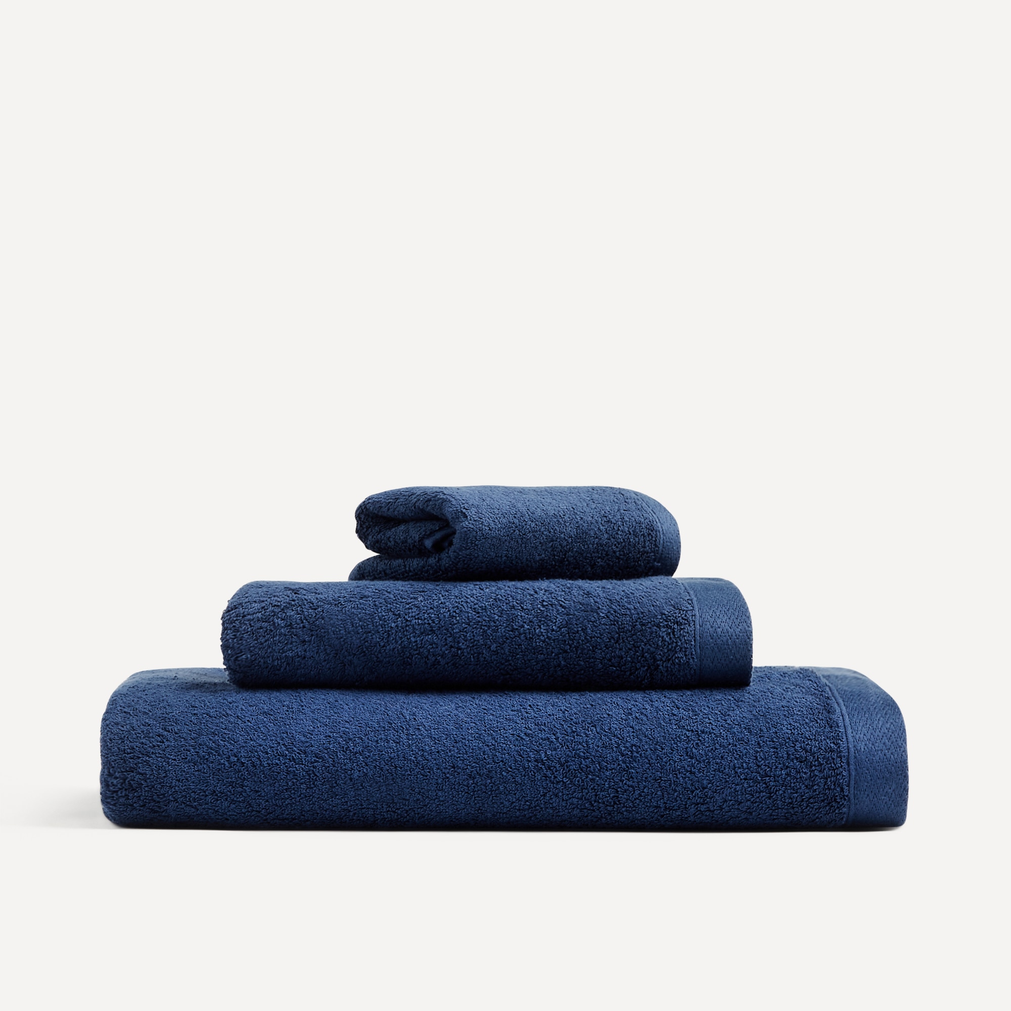 Toalla de baño algodón extrapeinado 550 gr/m2 Kashmir El Corte Inglés - Azul marino Tocador Azul marino-5