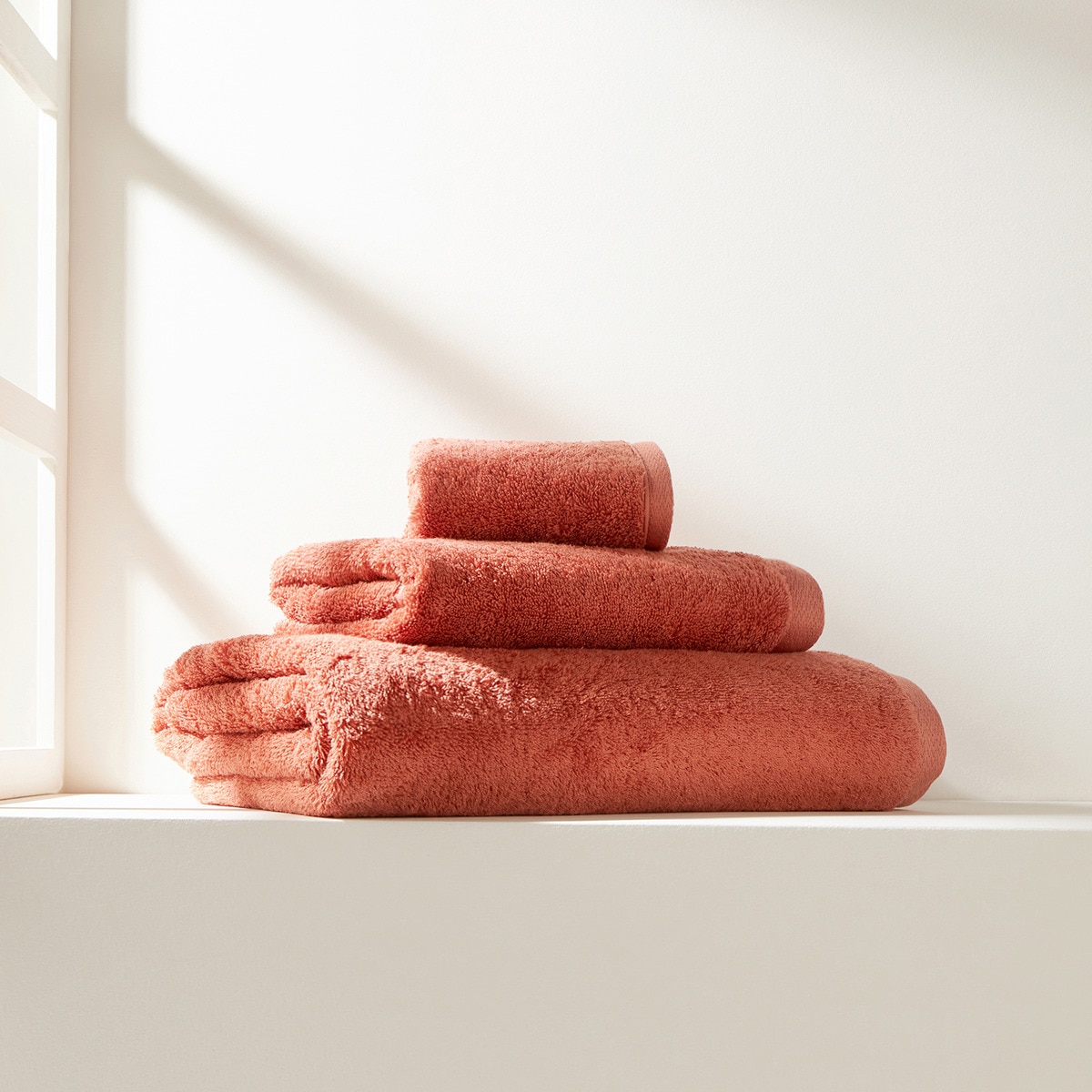 Toalla de baño algodón extrapeinado 550 gr/m2 Kashmir El Corte Inglés - Caldero Sábana de baño Caldero-1