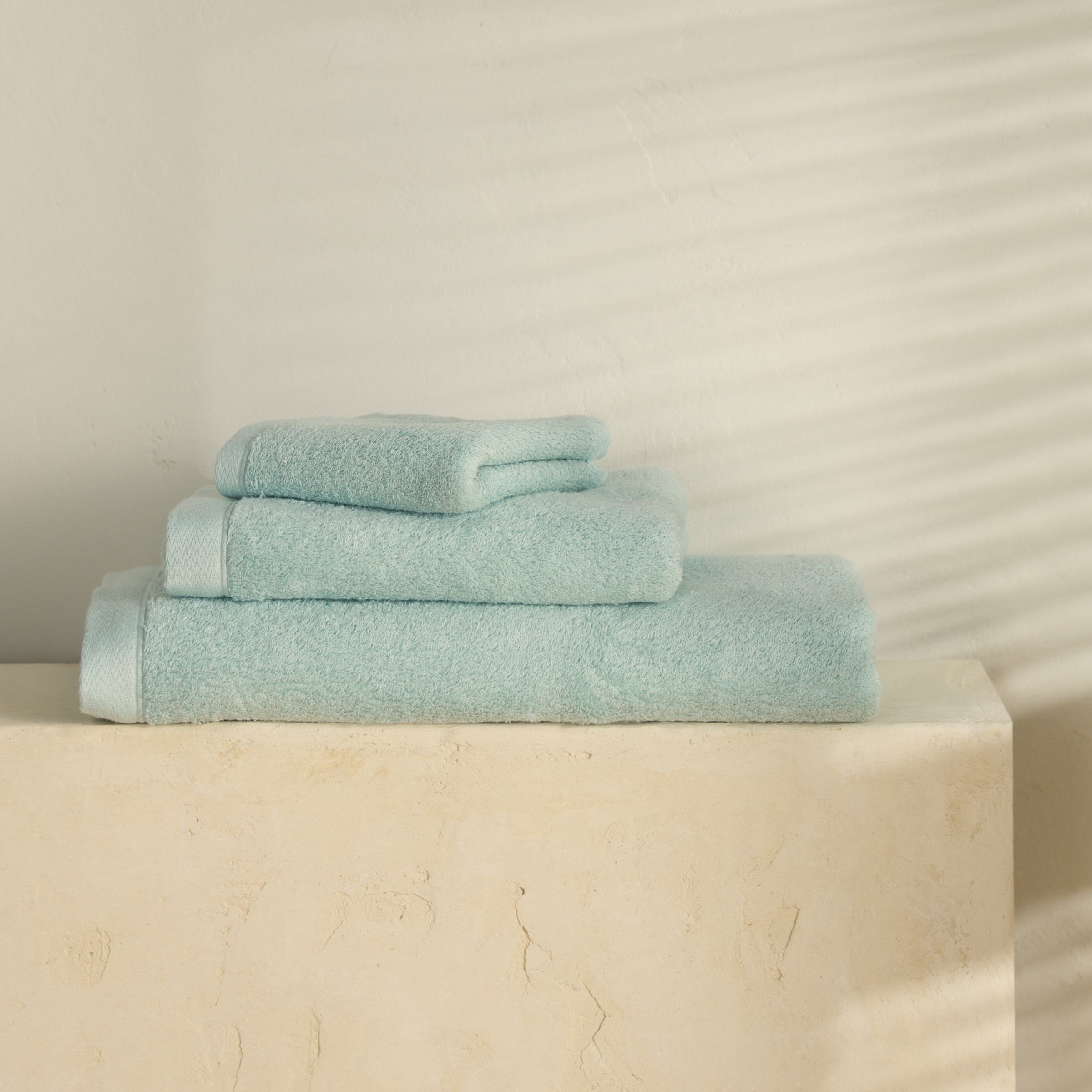 Toalla de baño algodón extrapeinado 550 gr/m2 Kashmir El Corte Inglés - Azul Sábana de baño Azul-1