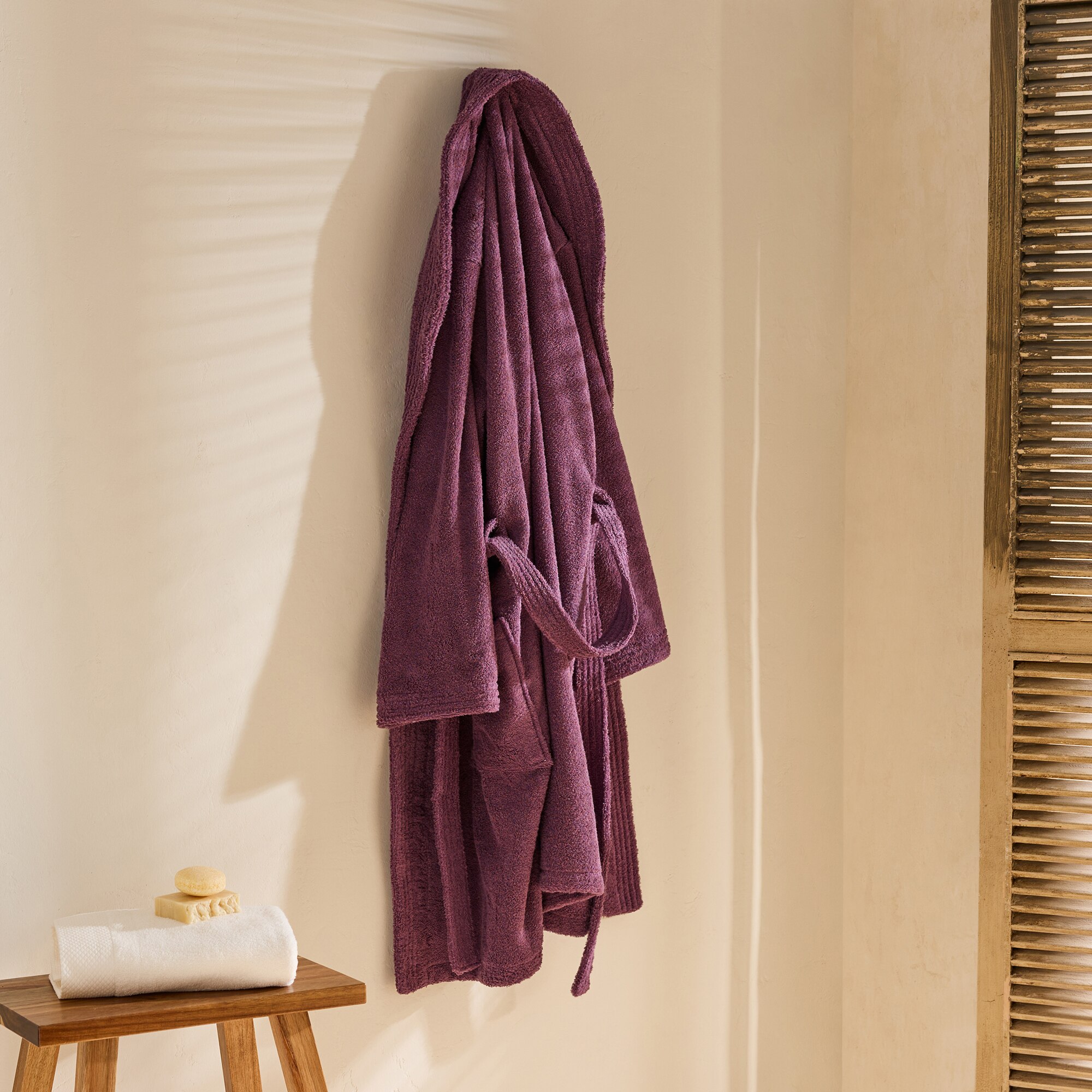 Albornoz con solapa algodón 450 gr/m2 Kashmir El Corte Inglés - Morado S-M Morado-1