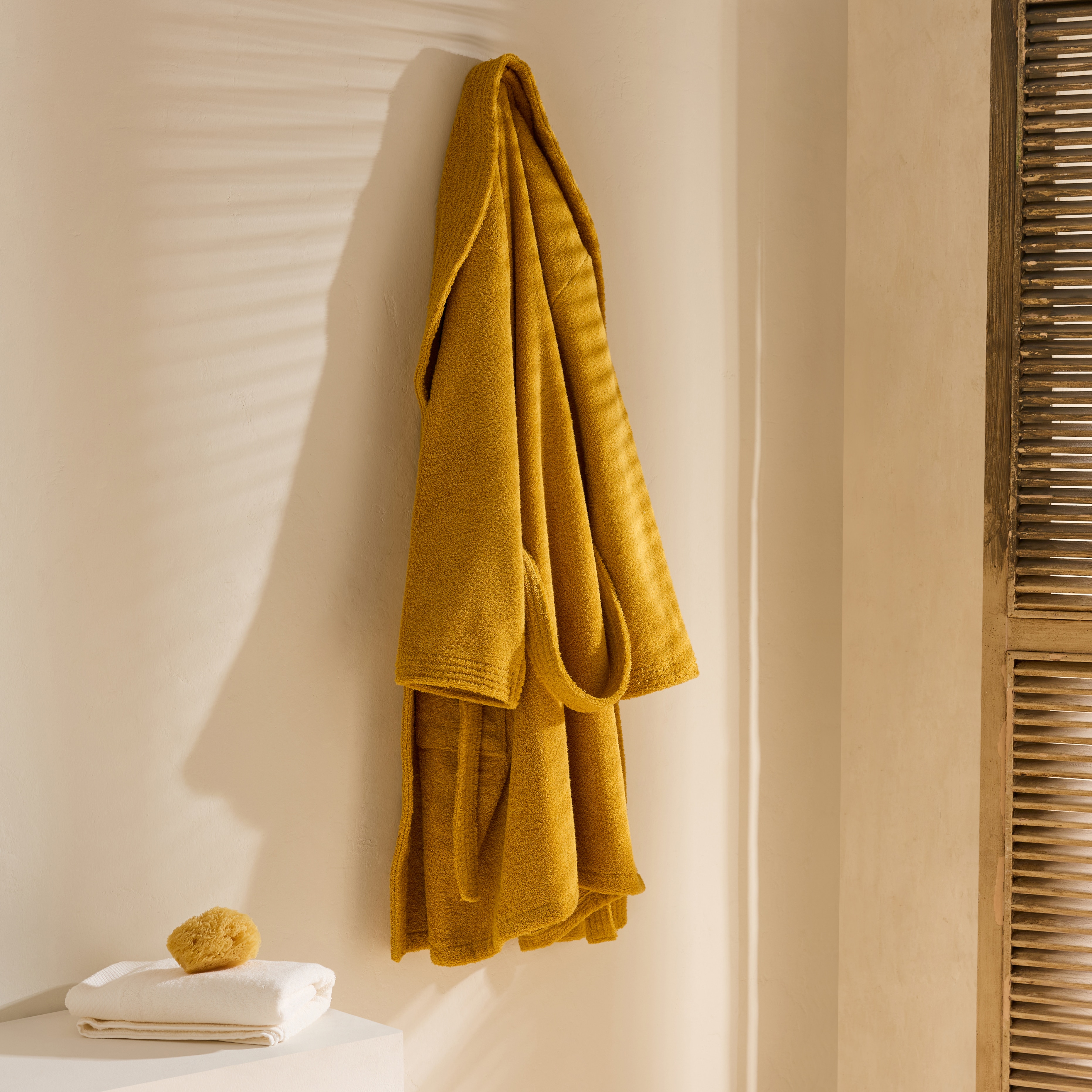 Albornoz con solapa algodón 450 gr/m2 Kashmir El Corte Inglés - Amarillo S-M Amarillo-1