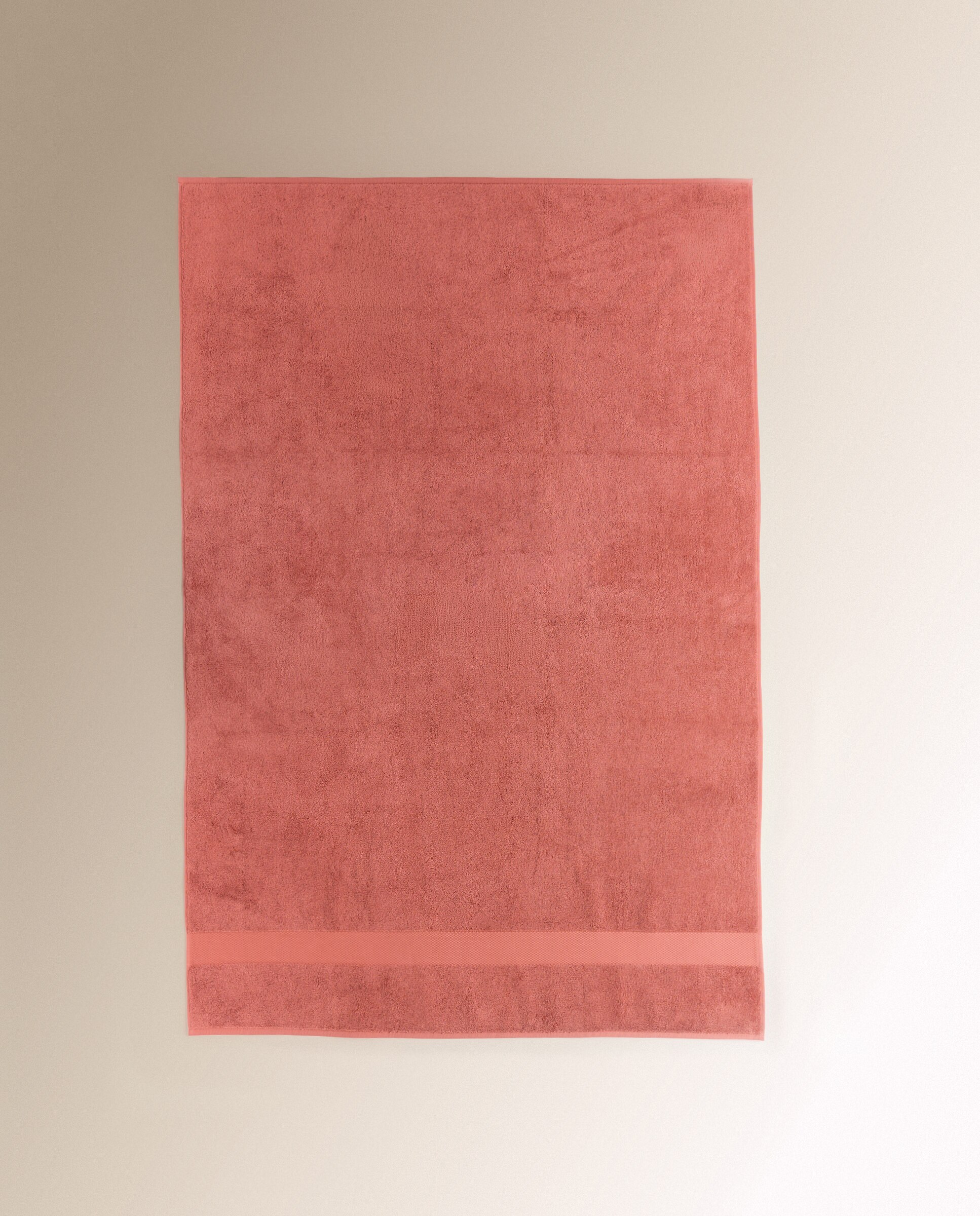 Toalla de baño Algodón Egipcio de 650 gr/m2 - Coral Sábana de baño Coral-2