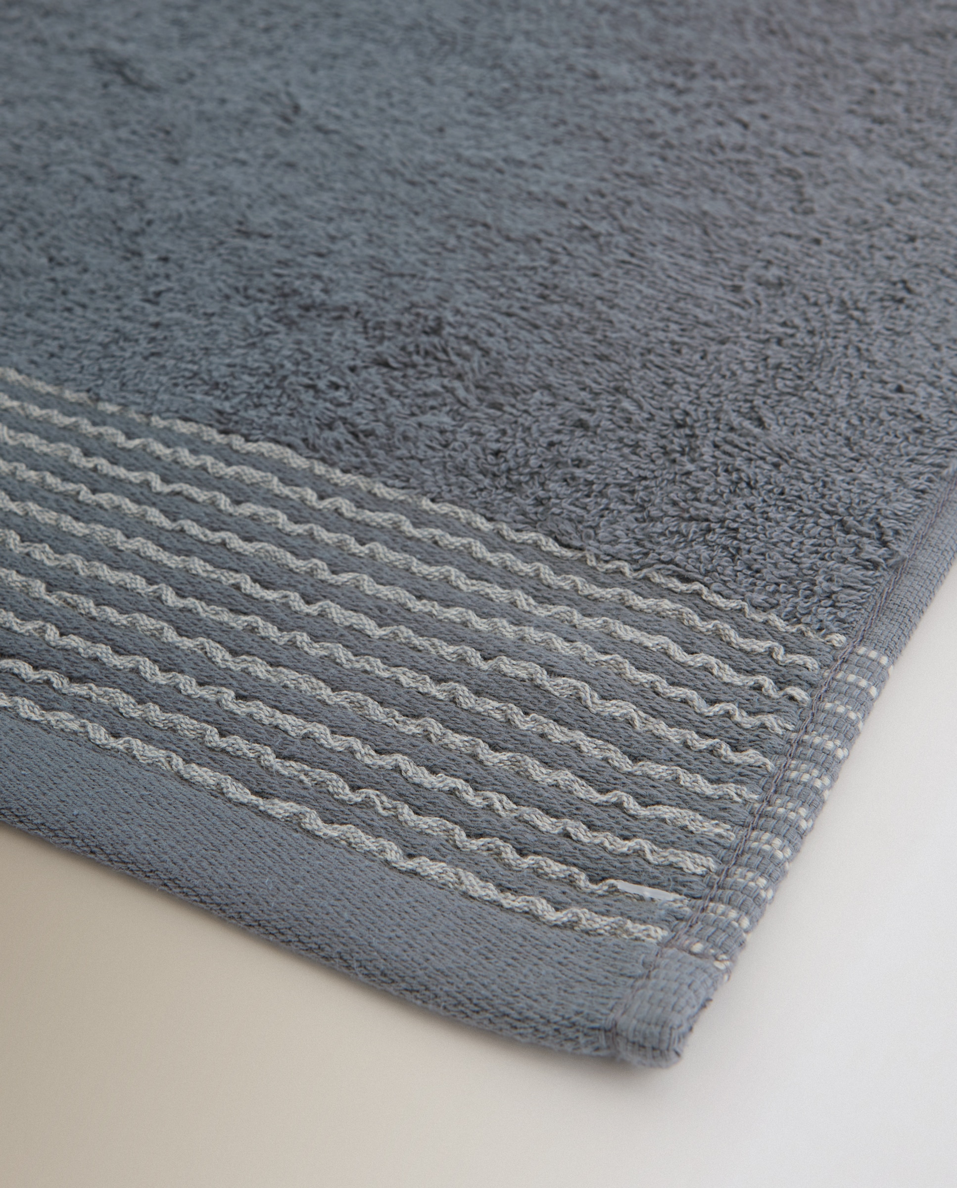 Toalla de baño algodón 530 gr/m2 Land - Gris Tocador Gris-2
