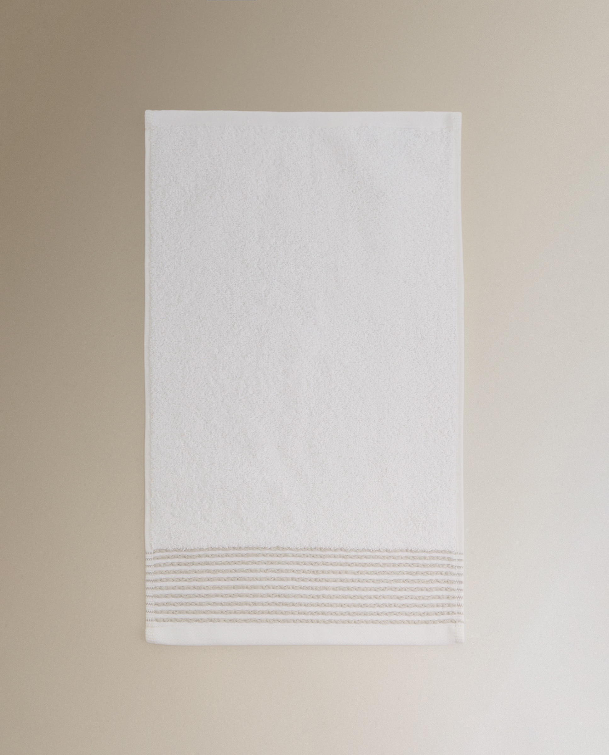 Imagen 0 de Toalla de baño algodón 530 gr/m2 Land Blanco