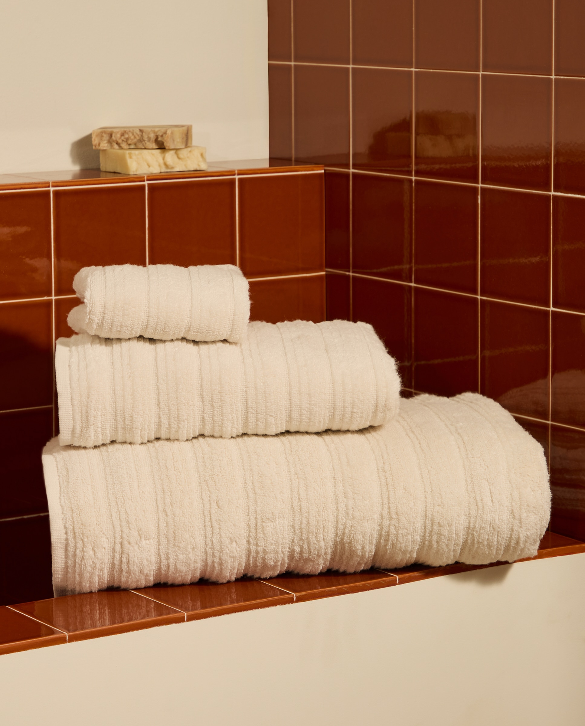 Toalha de Banho de Algodão 485 g/m2 Clouds Bege-1