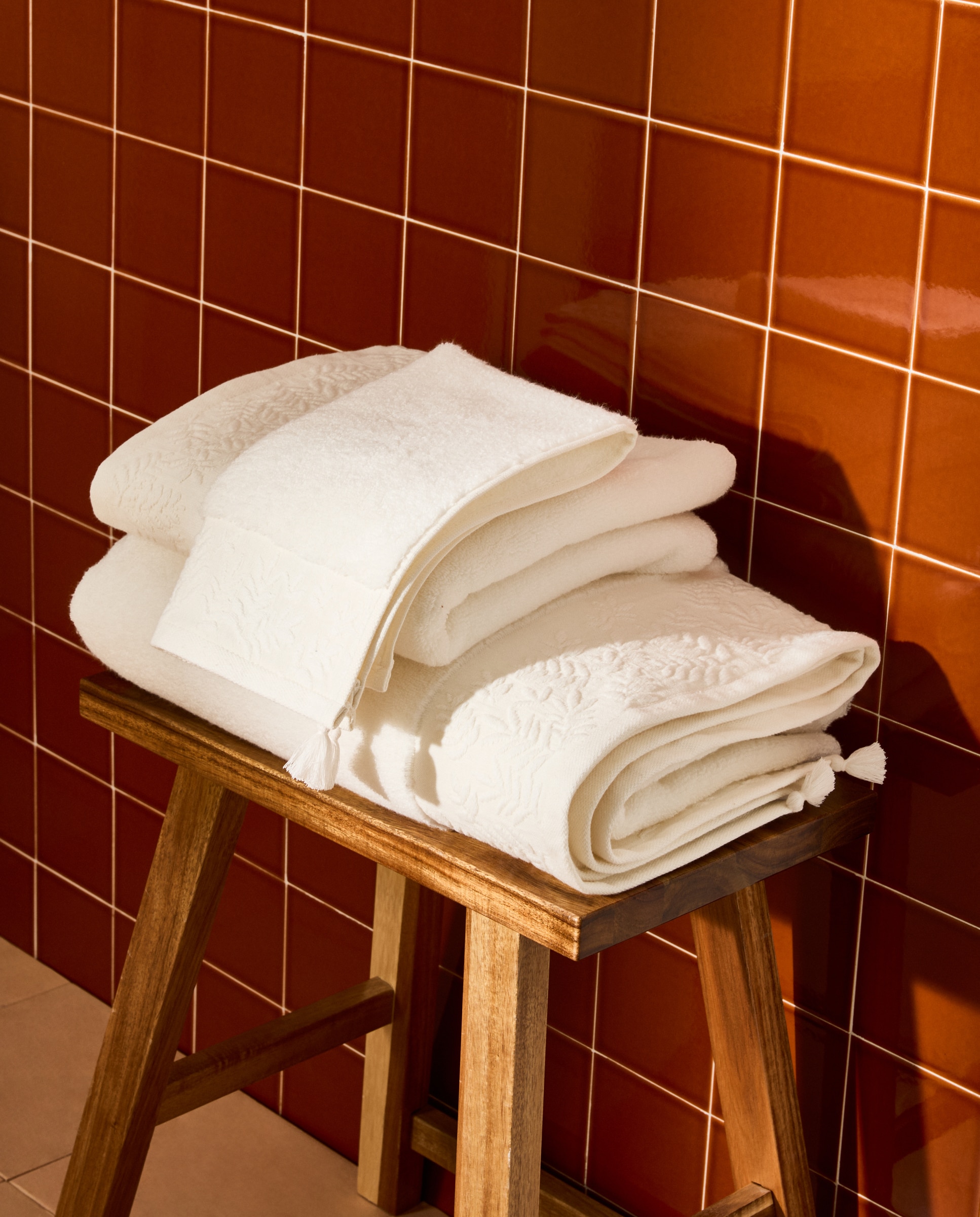 Toalla de baño algodón 530 gr/m2 Tedey - Crudo Tocador Crudo-1