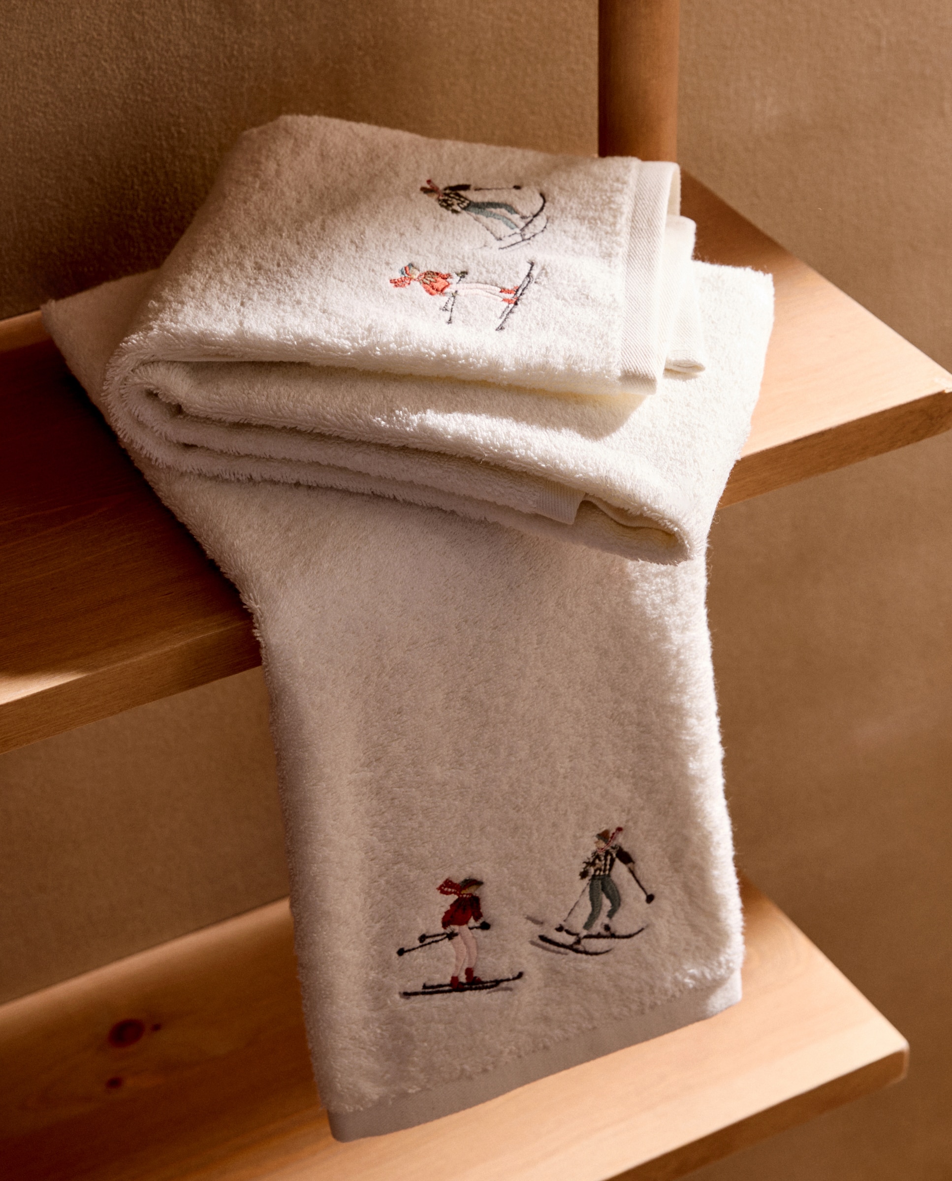 Imagen 0 de Set de 2 toallas de lavabo algodón 500 gr/m2 Skiers Crudo