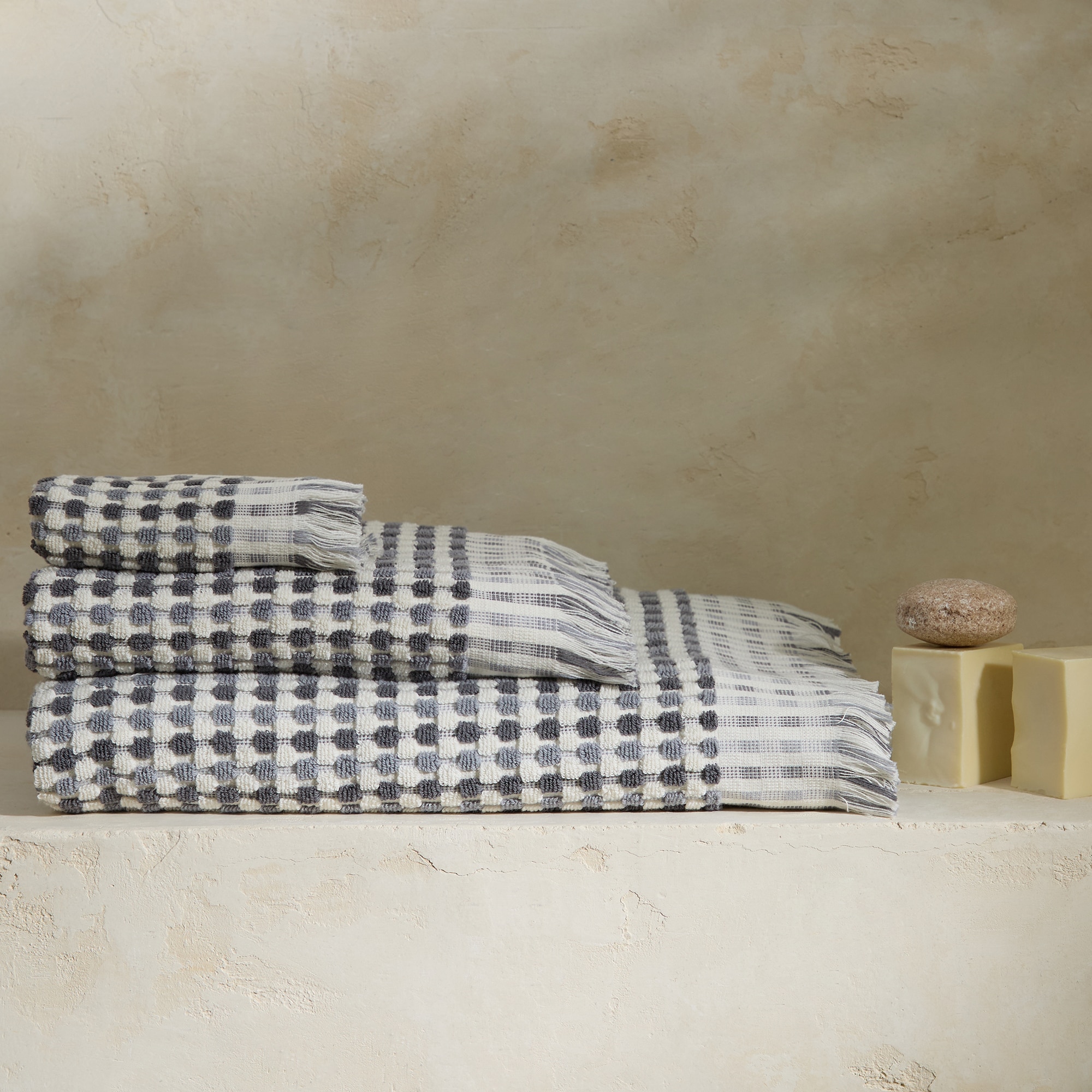 Toalla de baño algodón 500 gr/m2 Mosaico Gris Tocador Gris-1