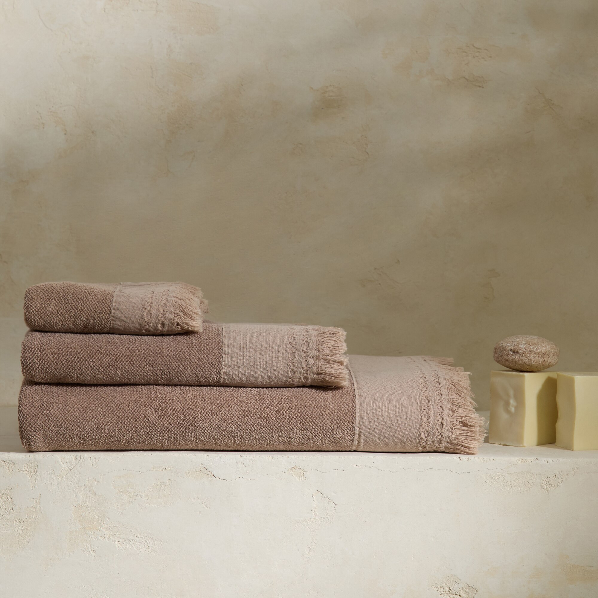 Toalha de Banho de Algodão Faixa - 480 g/m2 Taupe-1