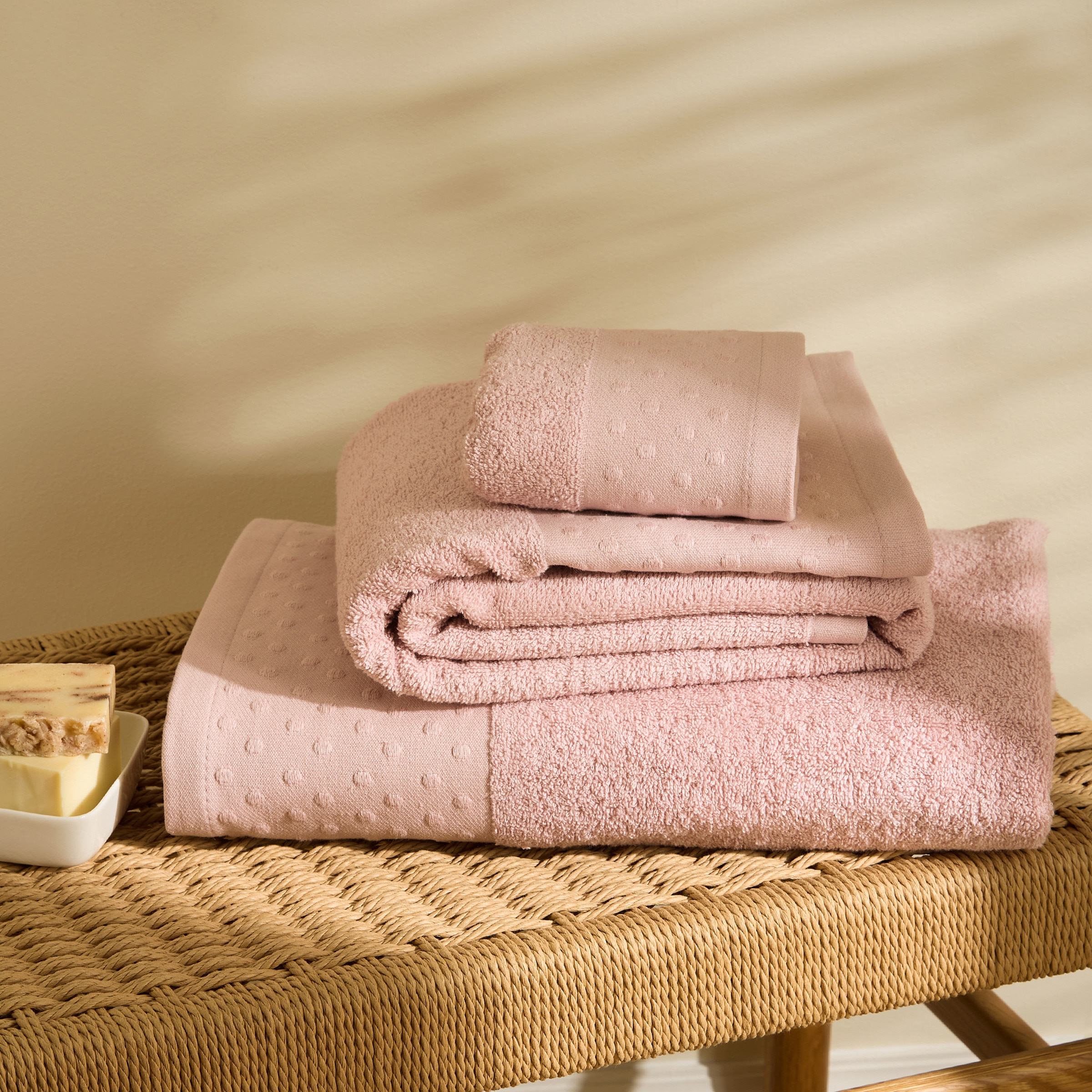 Imagen 0 de Toalla de baño algodón 450 gr/m2 Bastian