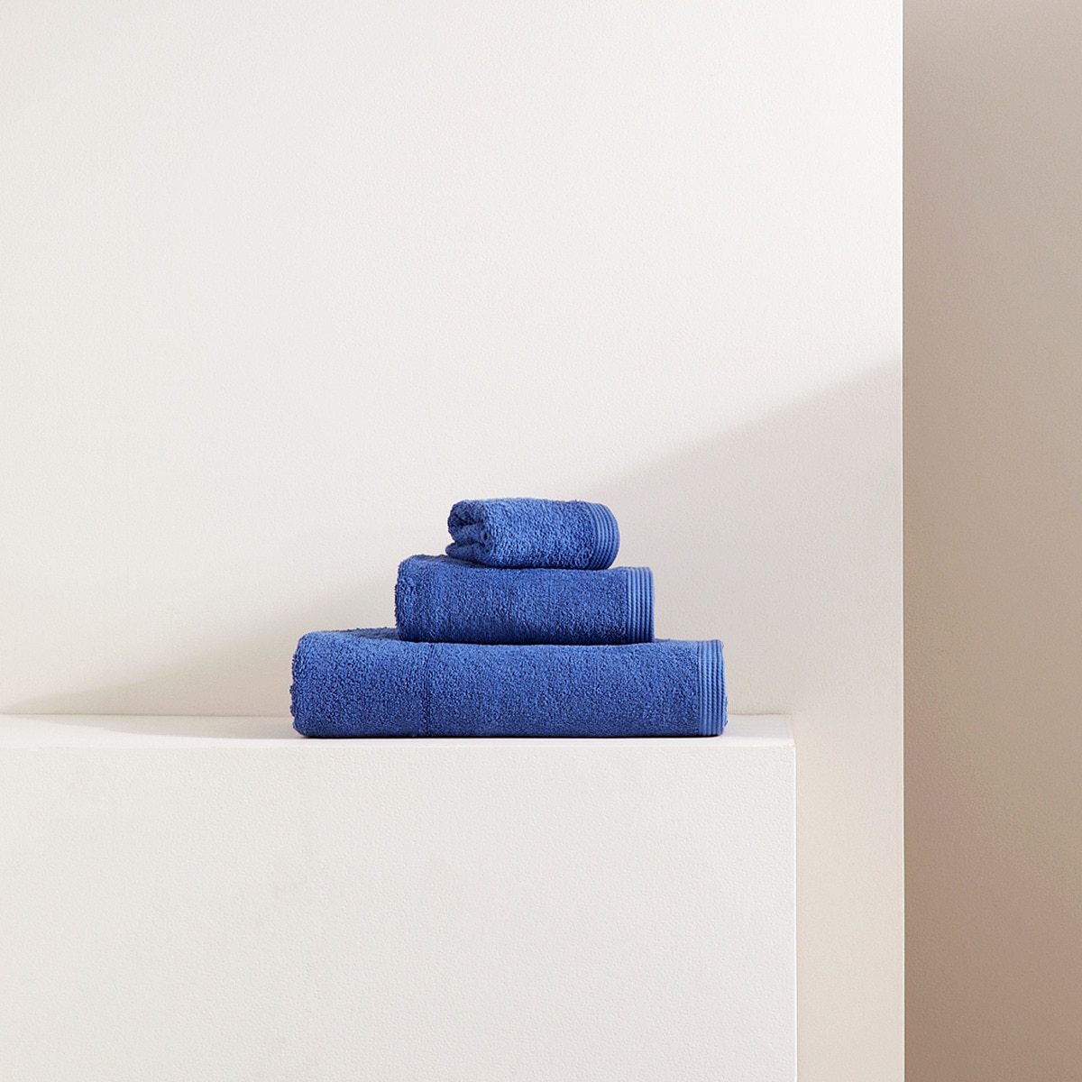 Basics El Corte Inglés - Toalla de baño algodón orgánico 500 gr-m2 Básico Basics El Corte Inglés.