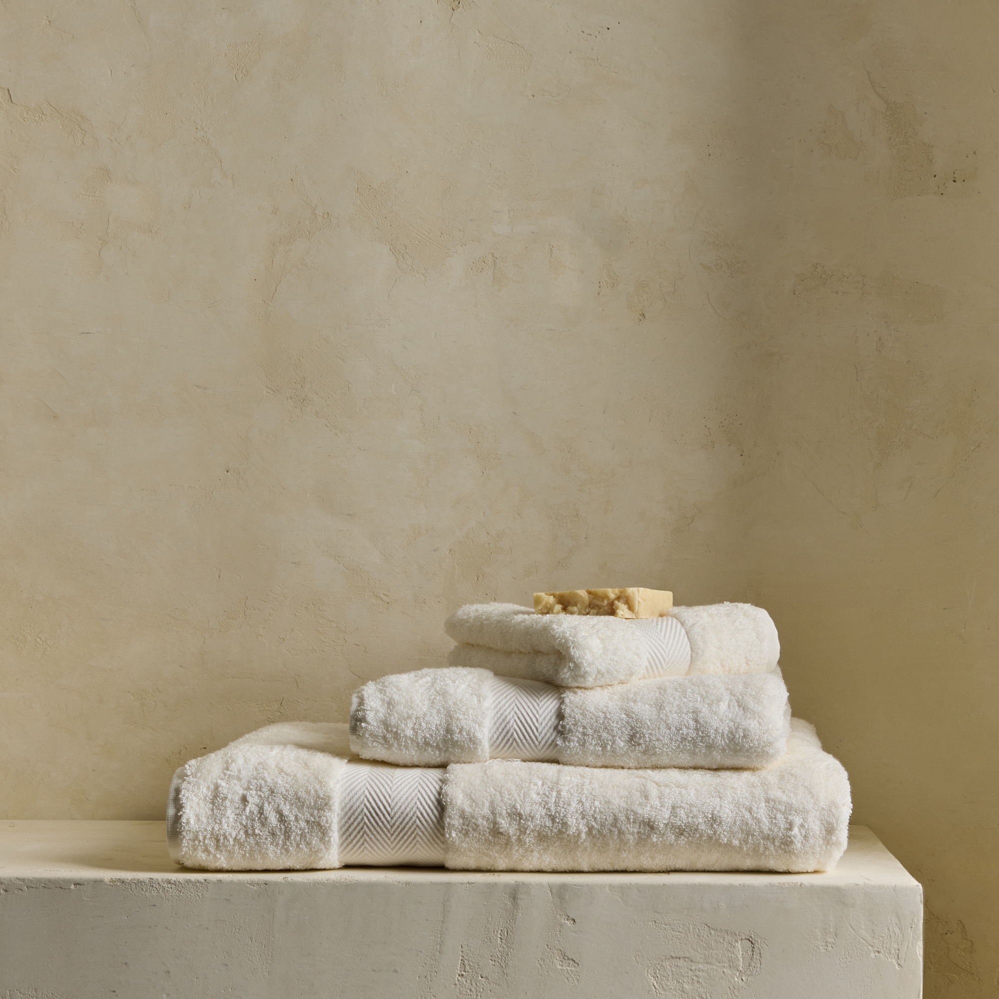 Toalla de baño algodón 700 gr/m2 Supima 25 - Crudo Tocador Crudo-1