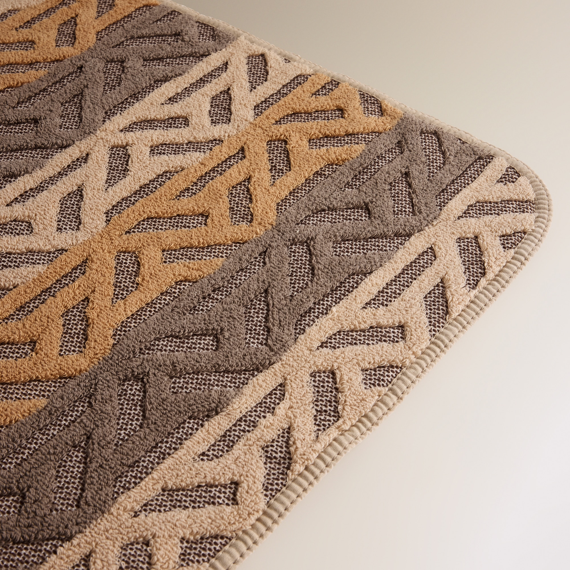 Toalha de banho de algodão penteado 650 g/m2 Dakar Bege-3