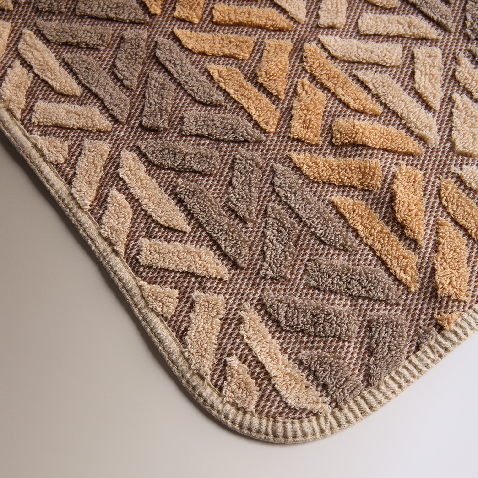 Toalha de banho de algodão penteado 650 g/m2 Dakar Bege-6