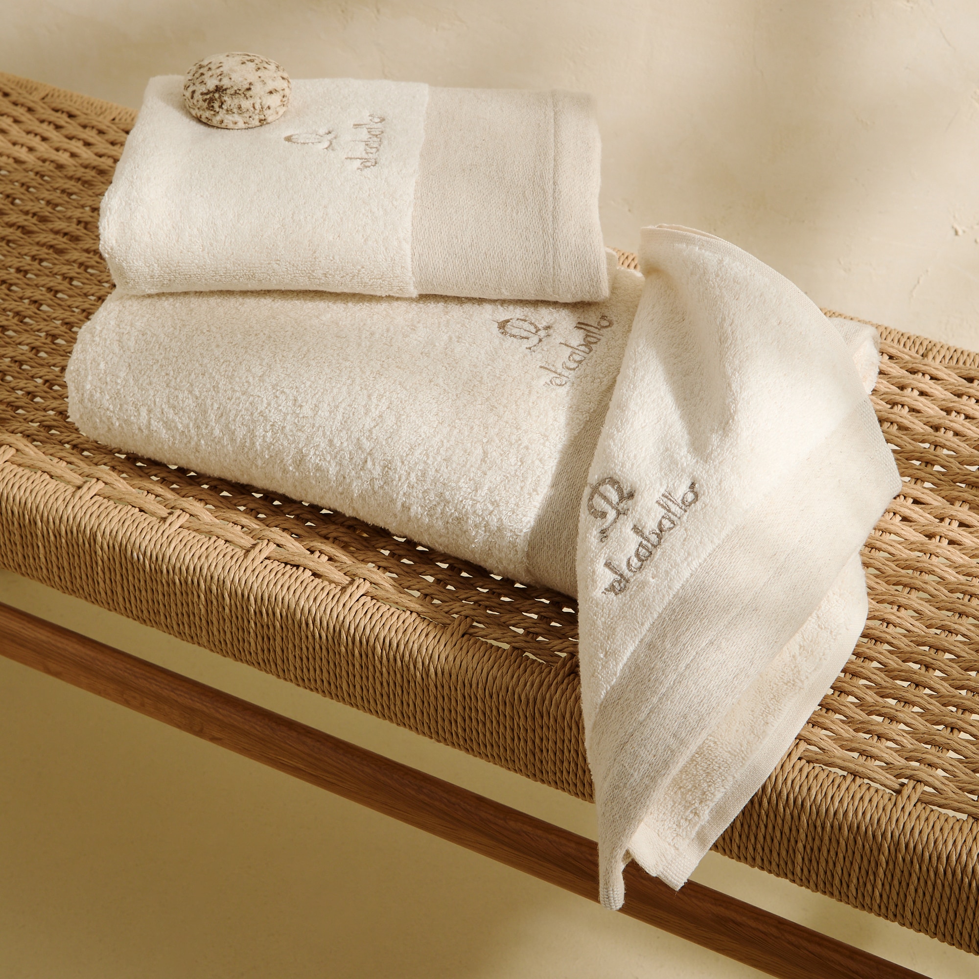 Imagem 0 de Toalhas de Banho de Algodão 500 g/m2 Olvera