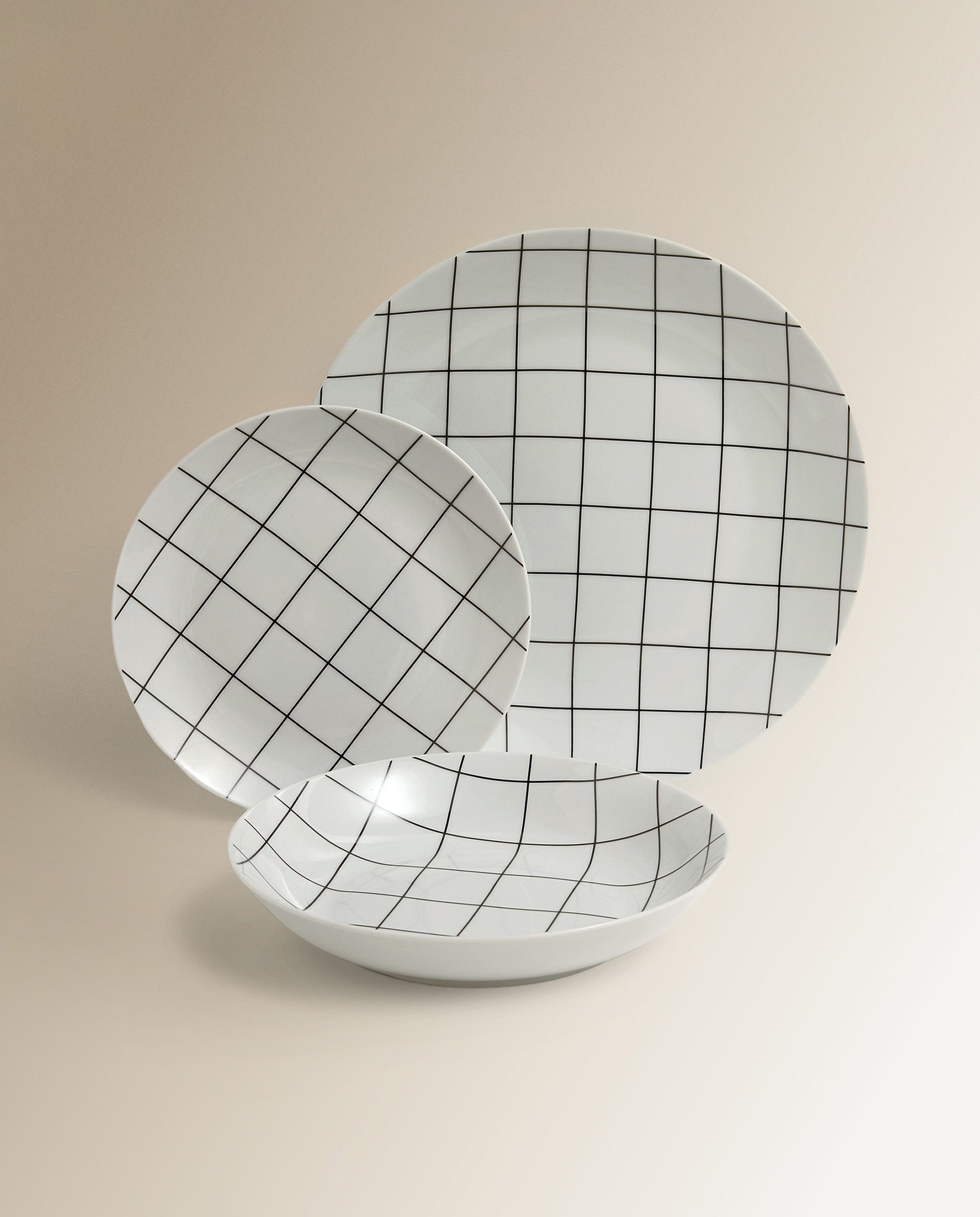 Imagen 0 de Vajilla 18 piezas Manhattan Basics El Corte Inglés