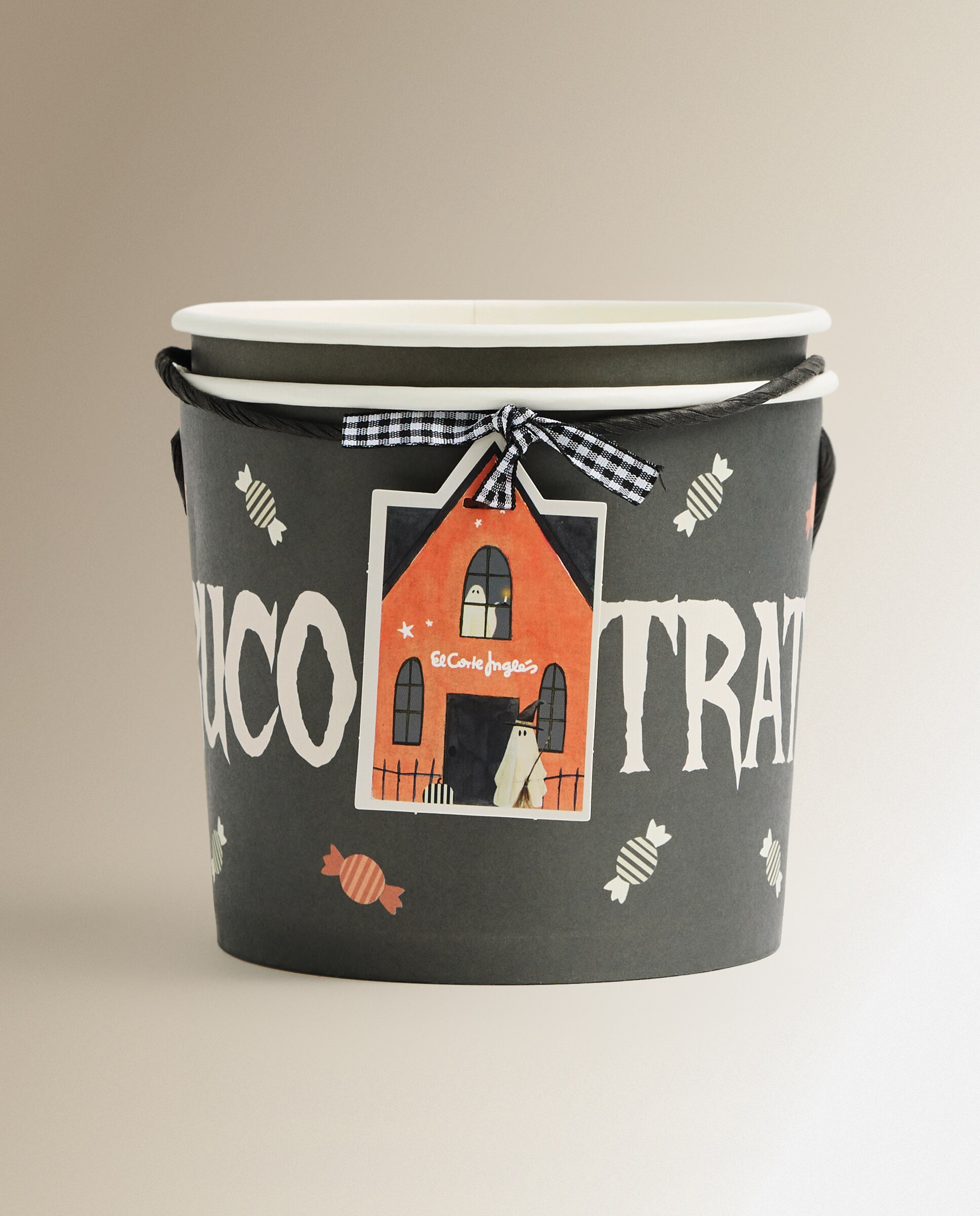 Conjunto de 2 Tigelas Descartáveis para Gomas Travessura Halloween Preto-3