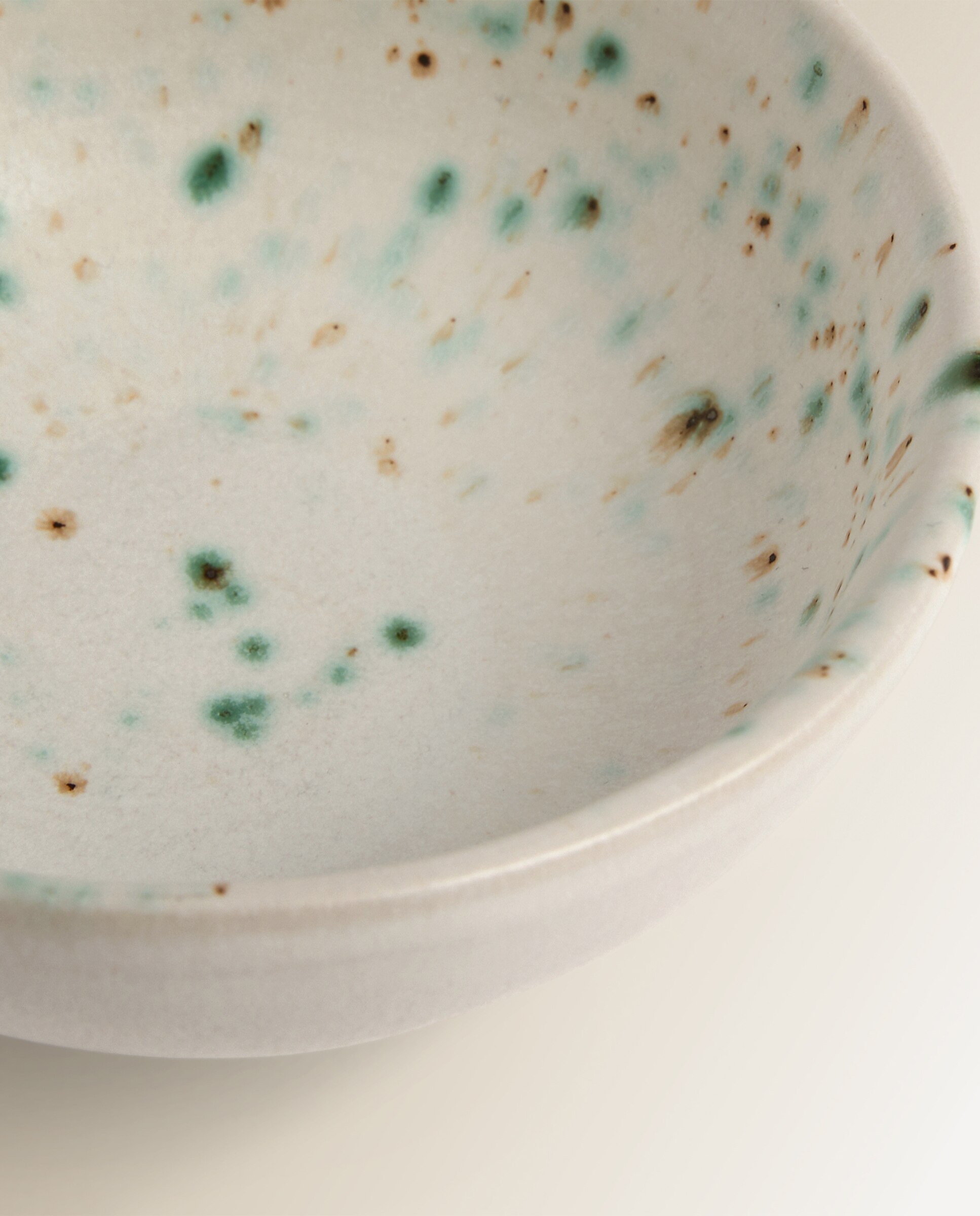 Tigela Mahón às Bolinhas Branco-2