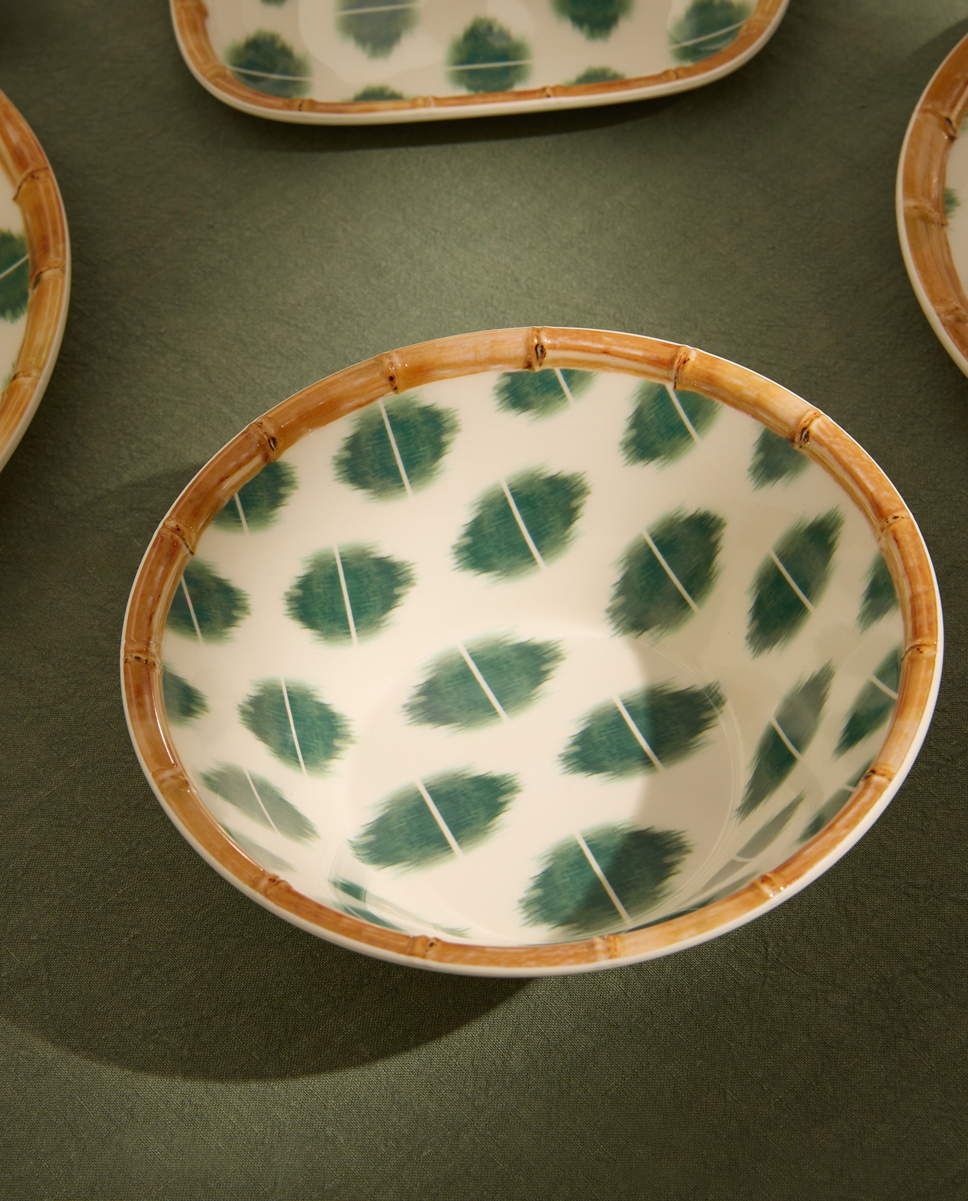 Imagem 0 de  Tigela de melamina para exterior Ikat