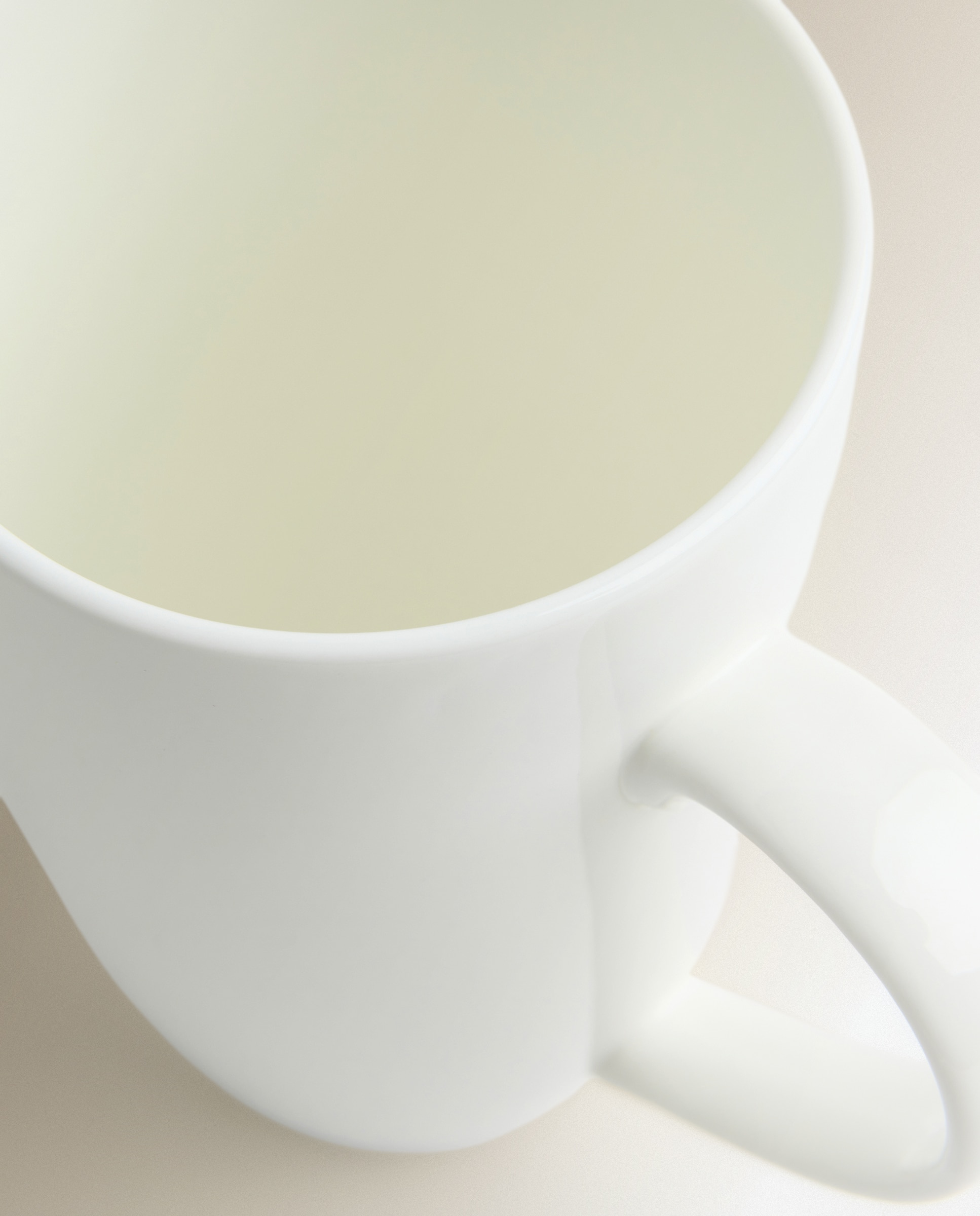 Caneca redonda Bone China Essential El Corte Inglés Branco-5