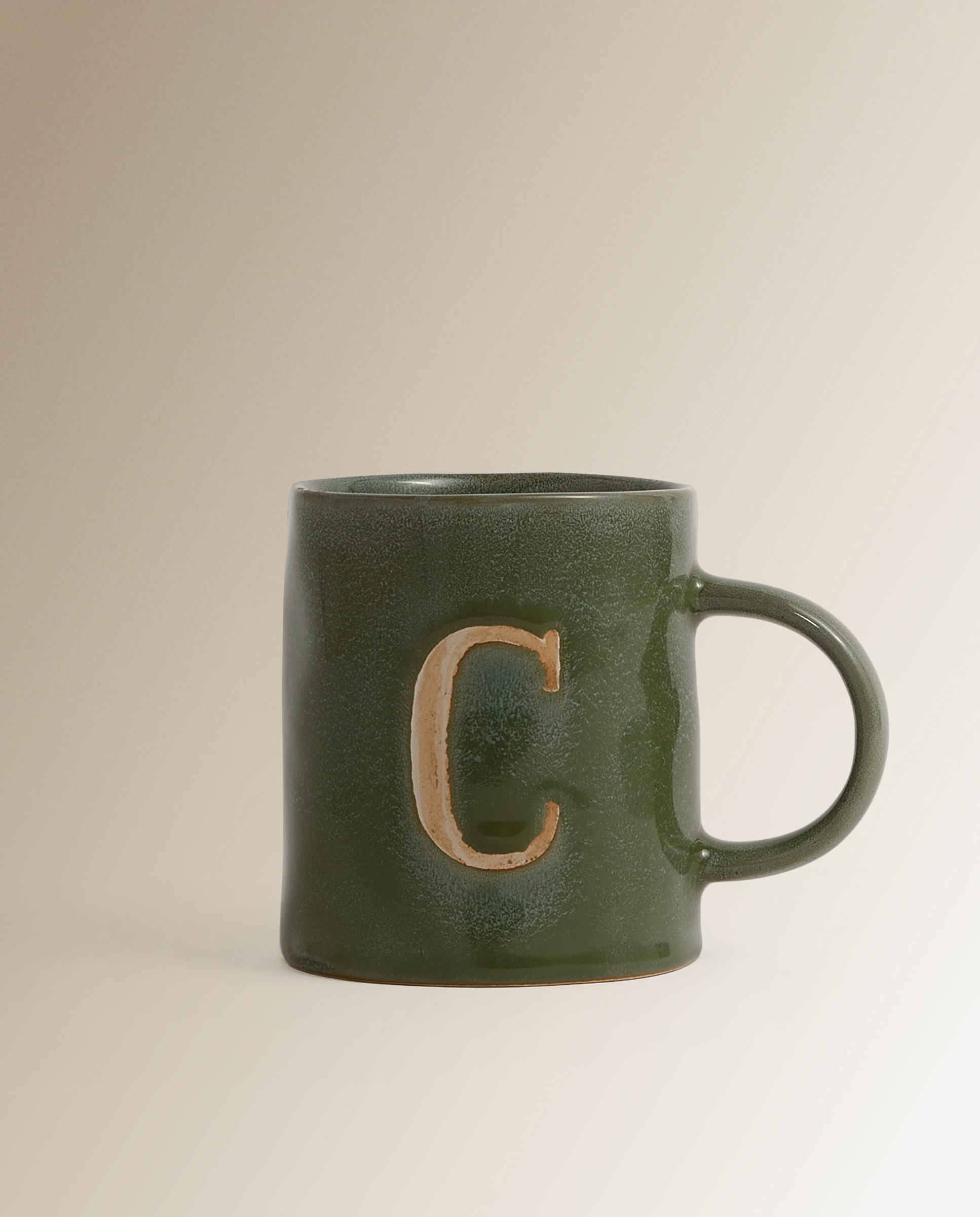 Imagem 0 de Caneca com Inicial "C"