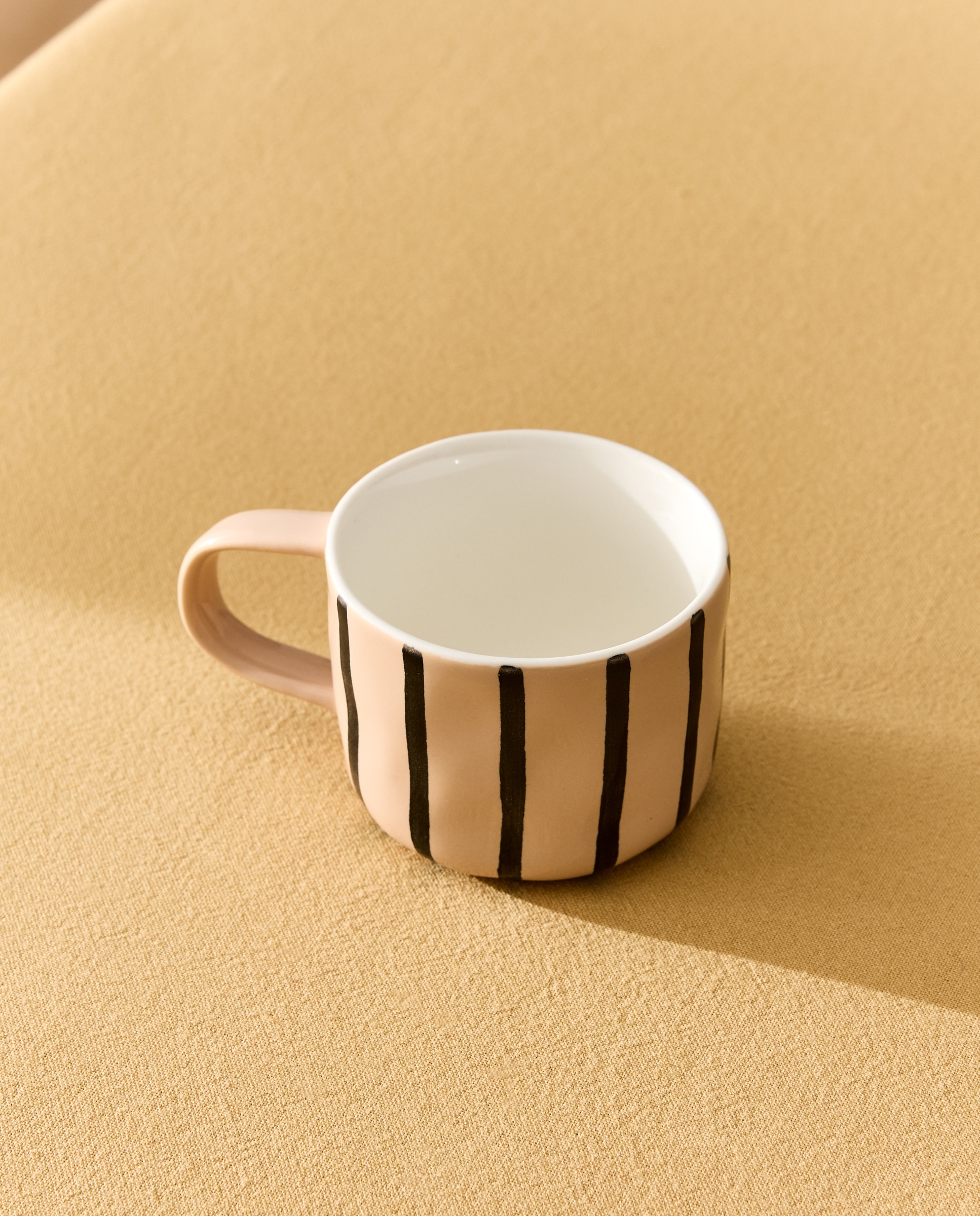 Imagen 0 de Taza mug Bjorg Rayas Crudo