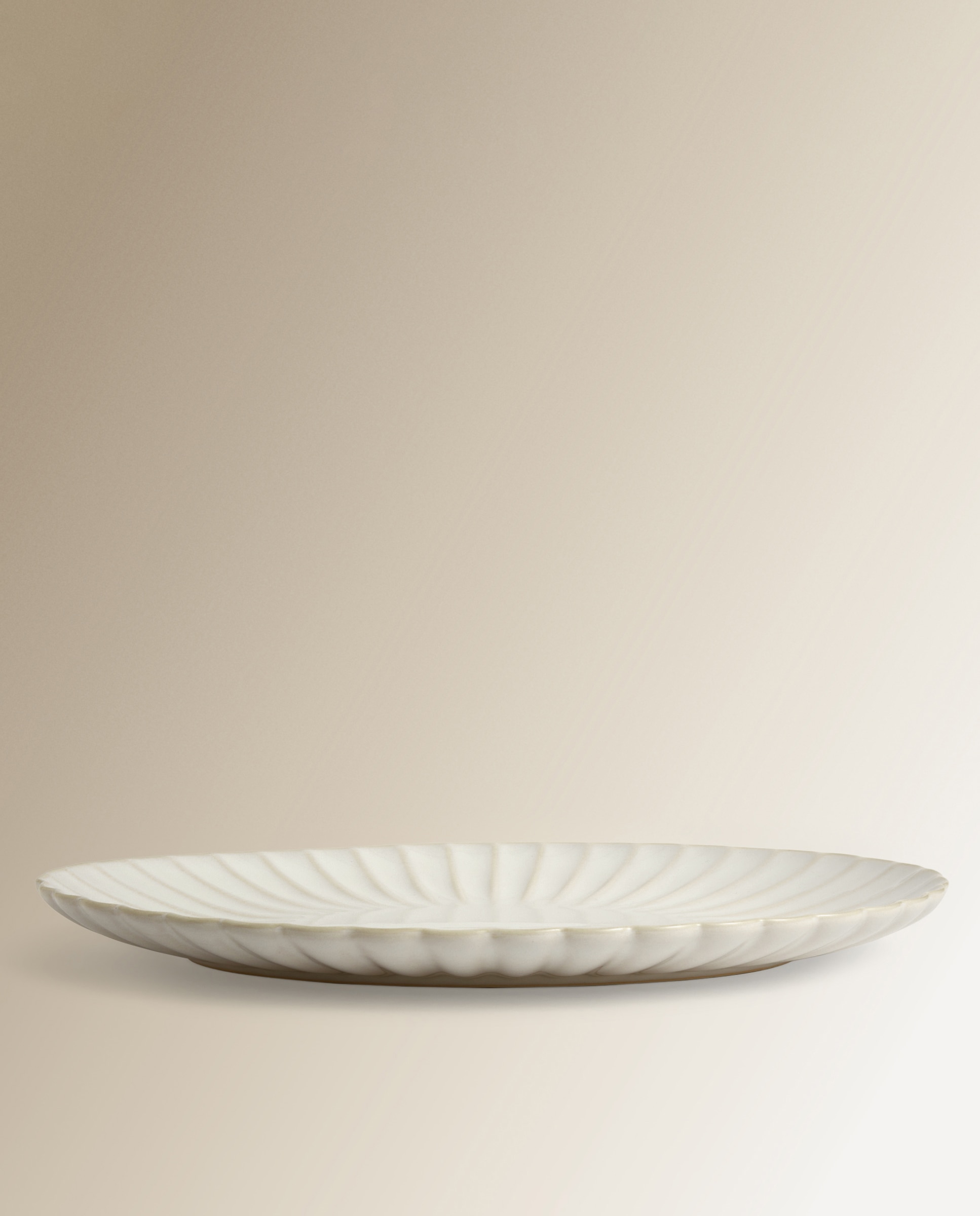 Travessa Oval Dalia Branco-2